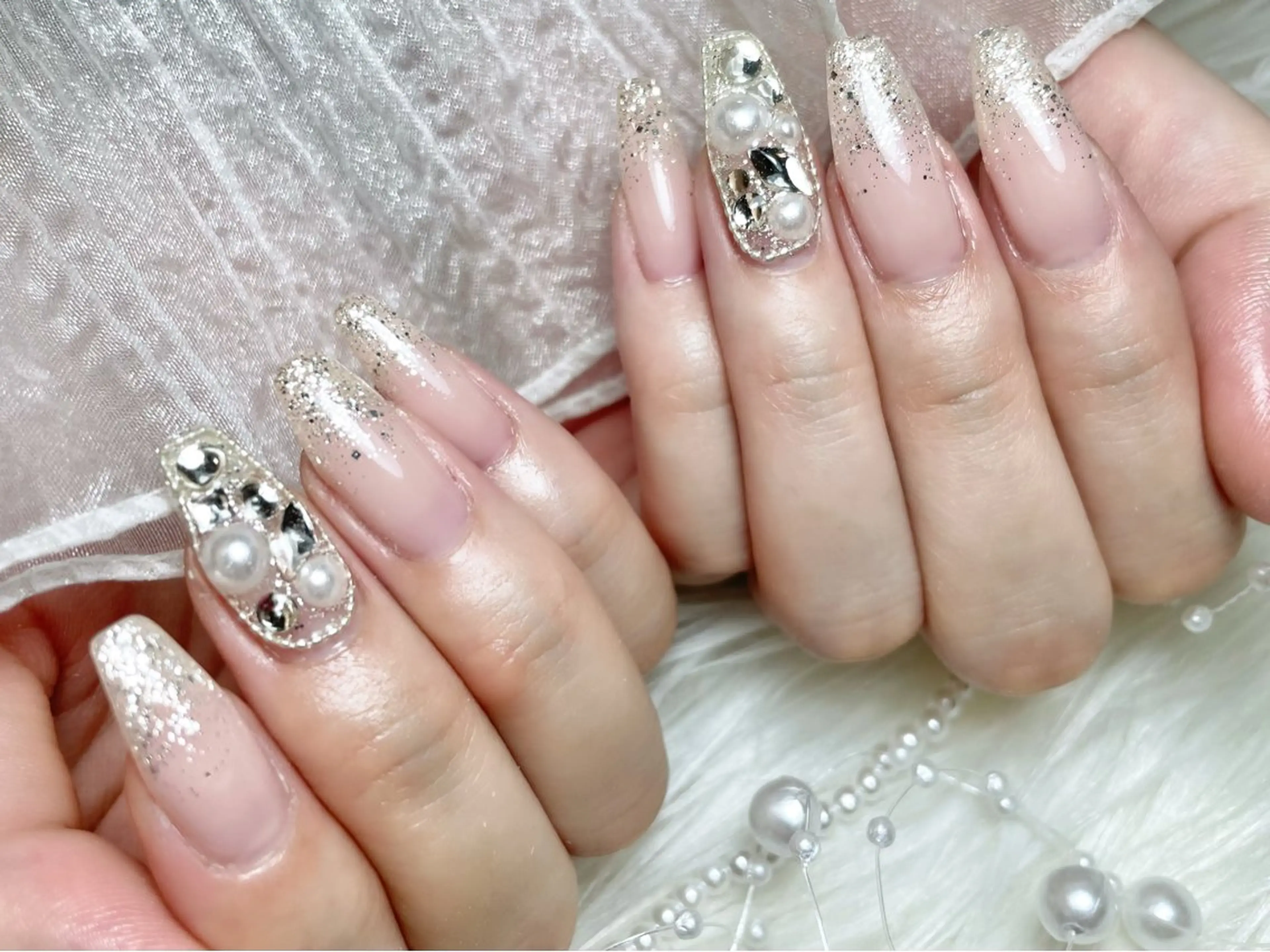 ネイル ジェルネイル キラキラネイル パラジェル 夏ネイル ワンホンネイル ハンドネイル ゆりか ジョアアンジェ福島のネイルデザイン