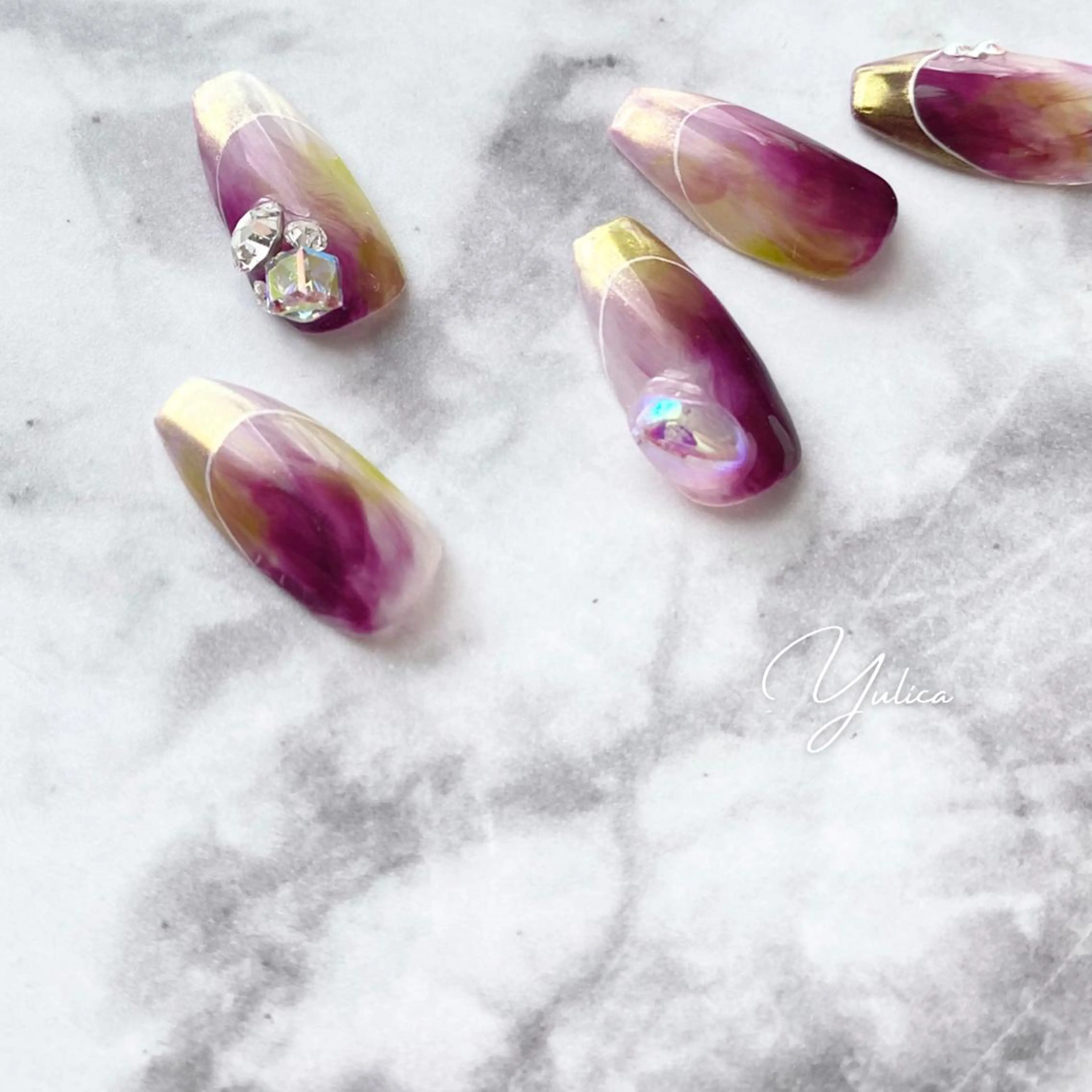 ネイル ハンドネイル yulica 【パラジェル取扱店】のネイルデザイン