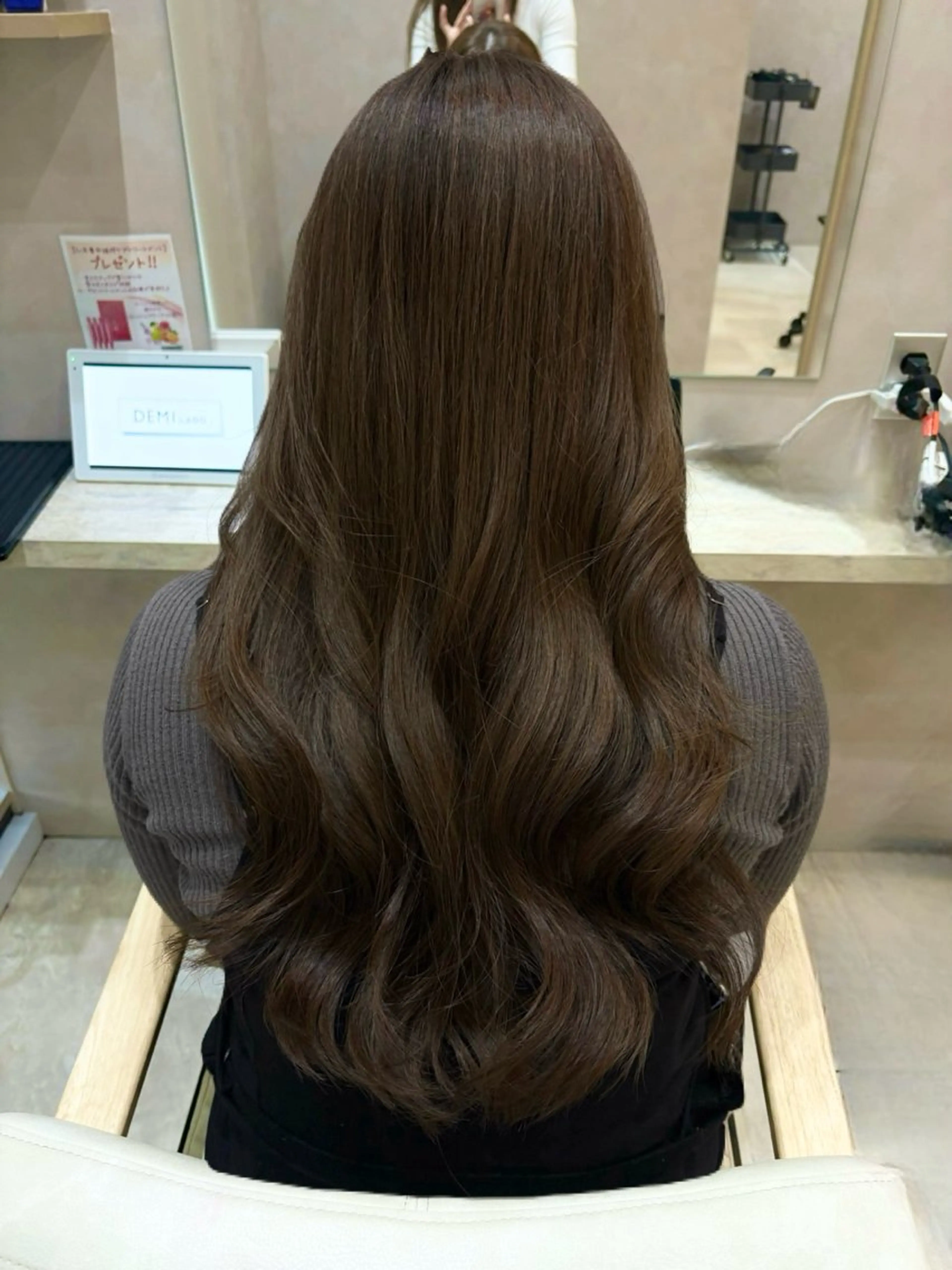 ロング 🦋もも/縮毛矯正 /髪質改善/艶髪🦋のヘアスタイル