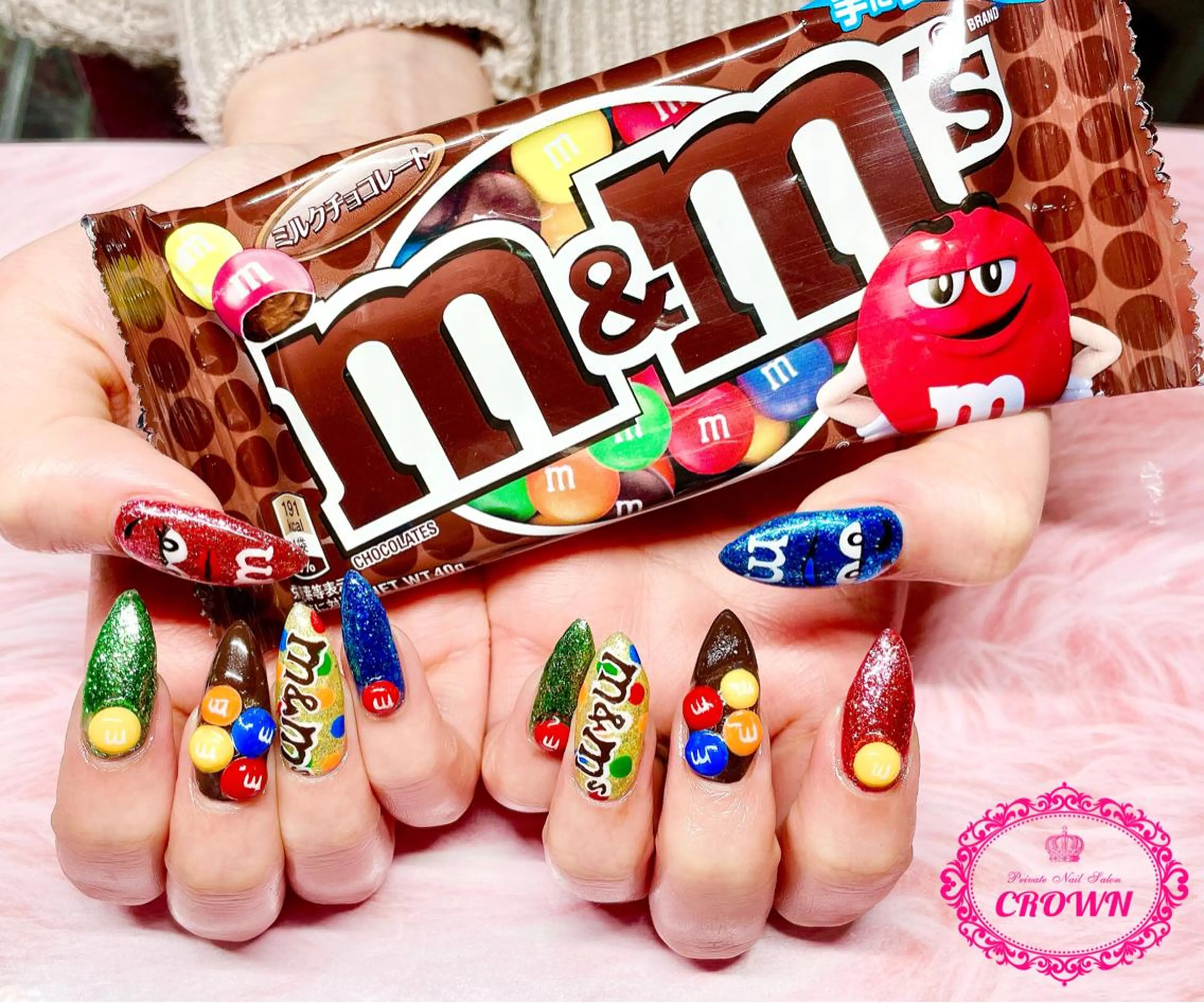 ネイル CROWN プライベートサロンのネイルデザイン