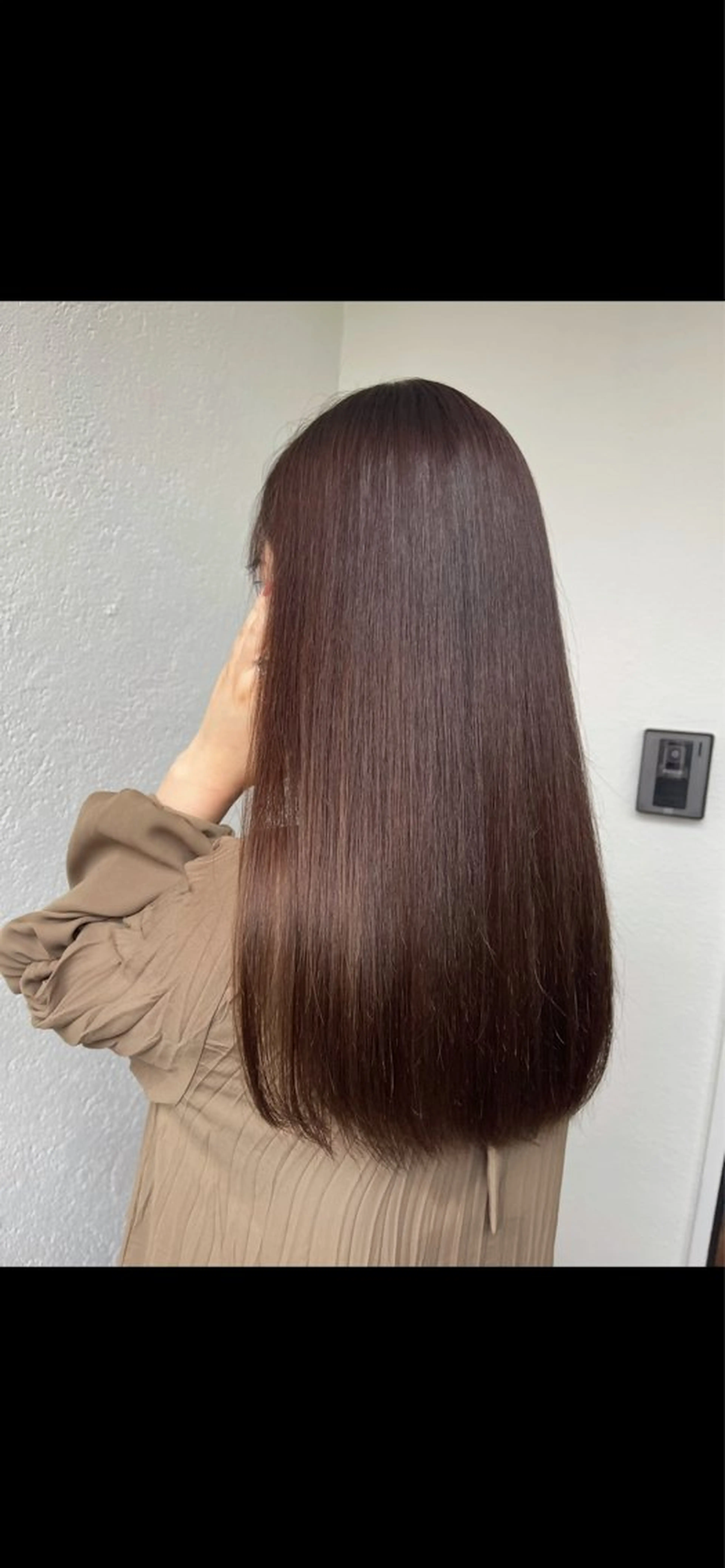 カラー 赤みゼロ 🤎柔ベージュのヘアスタイル