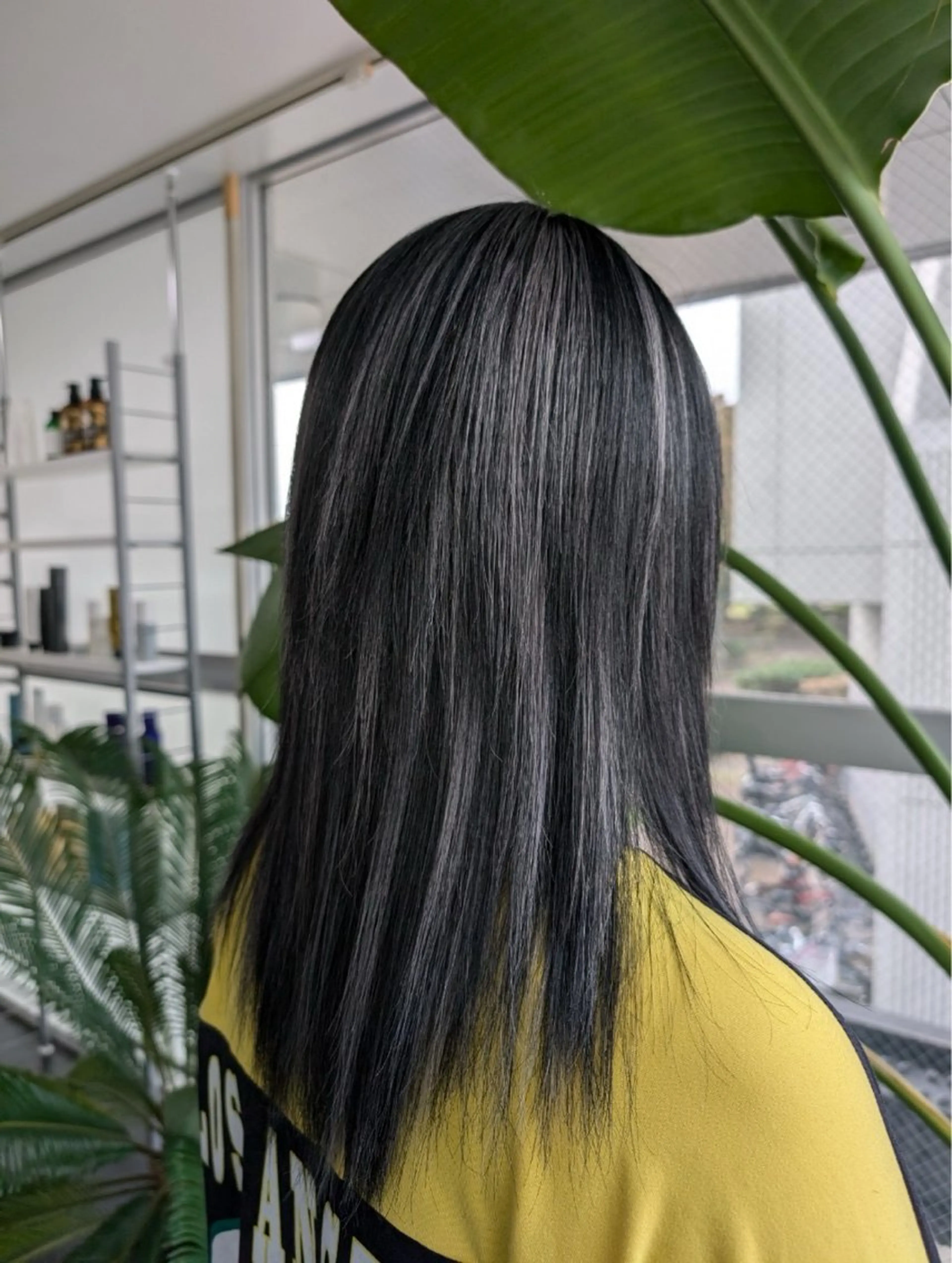 セミロング ハイライト 桝田 友美のヘアスタイル
