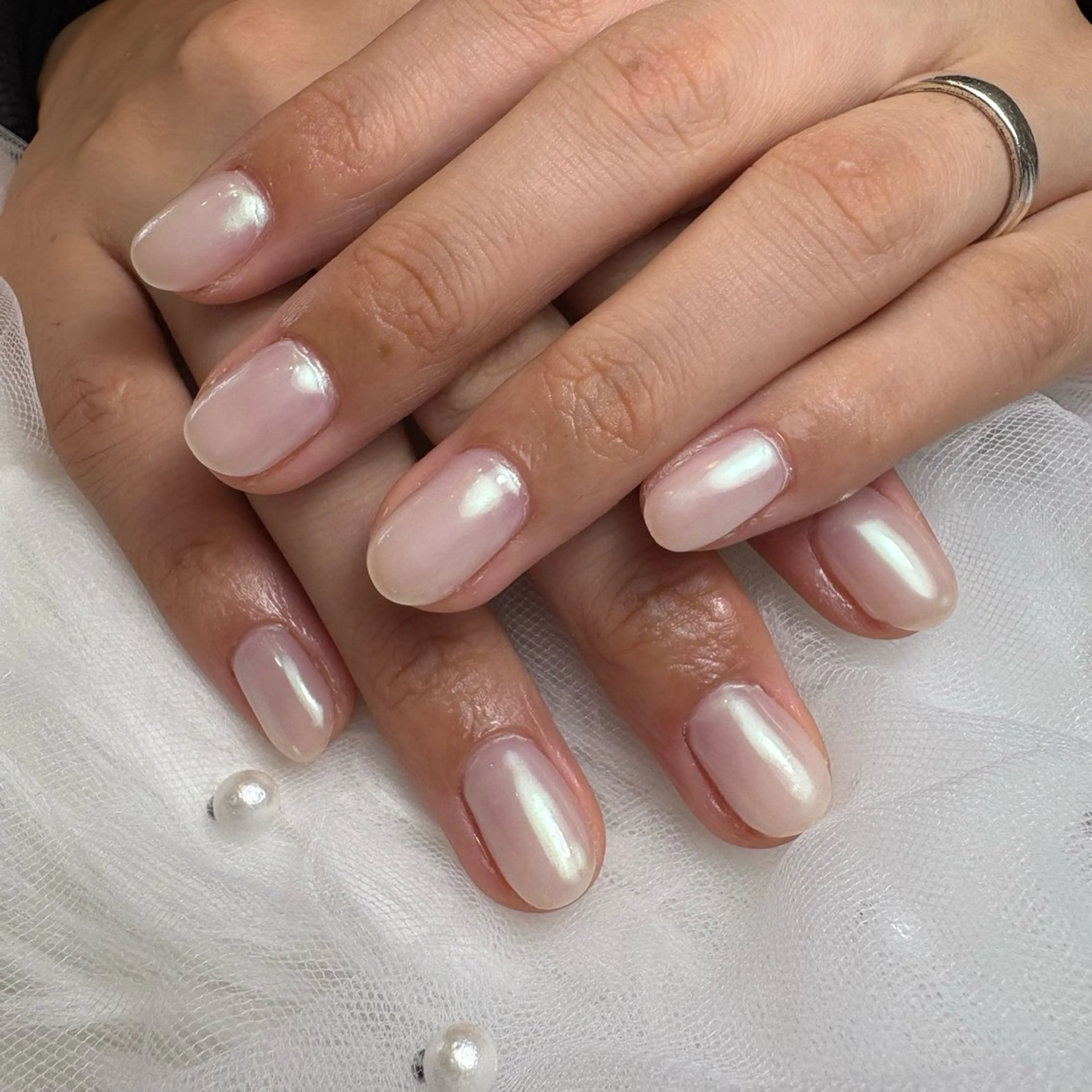 ネイル ミラーネイル ハンドネイル Lili beauty salon所属・Lilibeauty salonのネイルデザイン