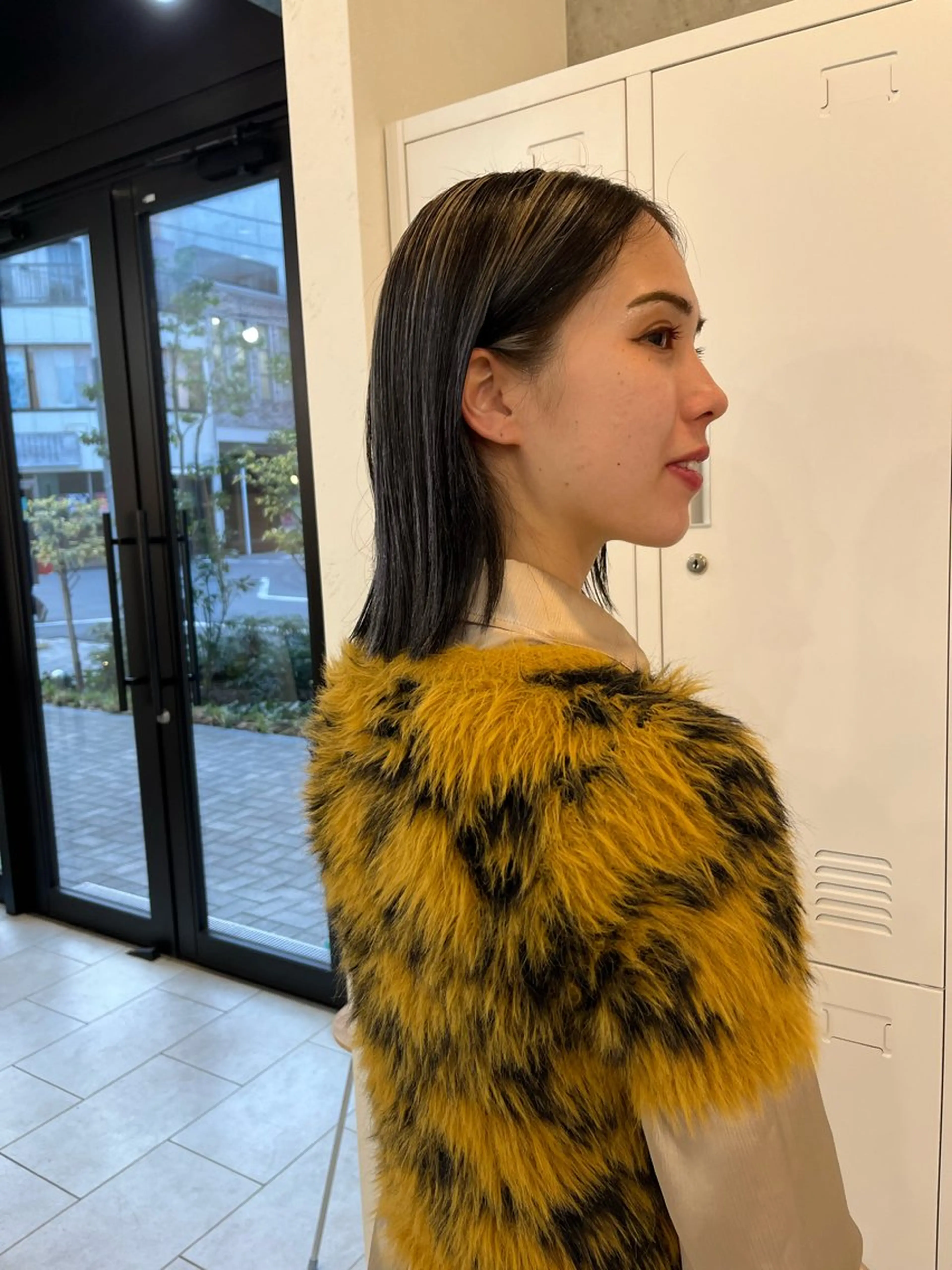 ミディアム カラー eri kinjoのヘアスタイル