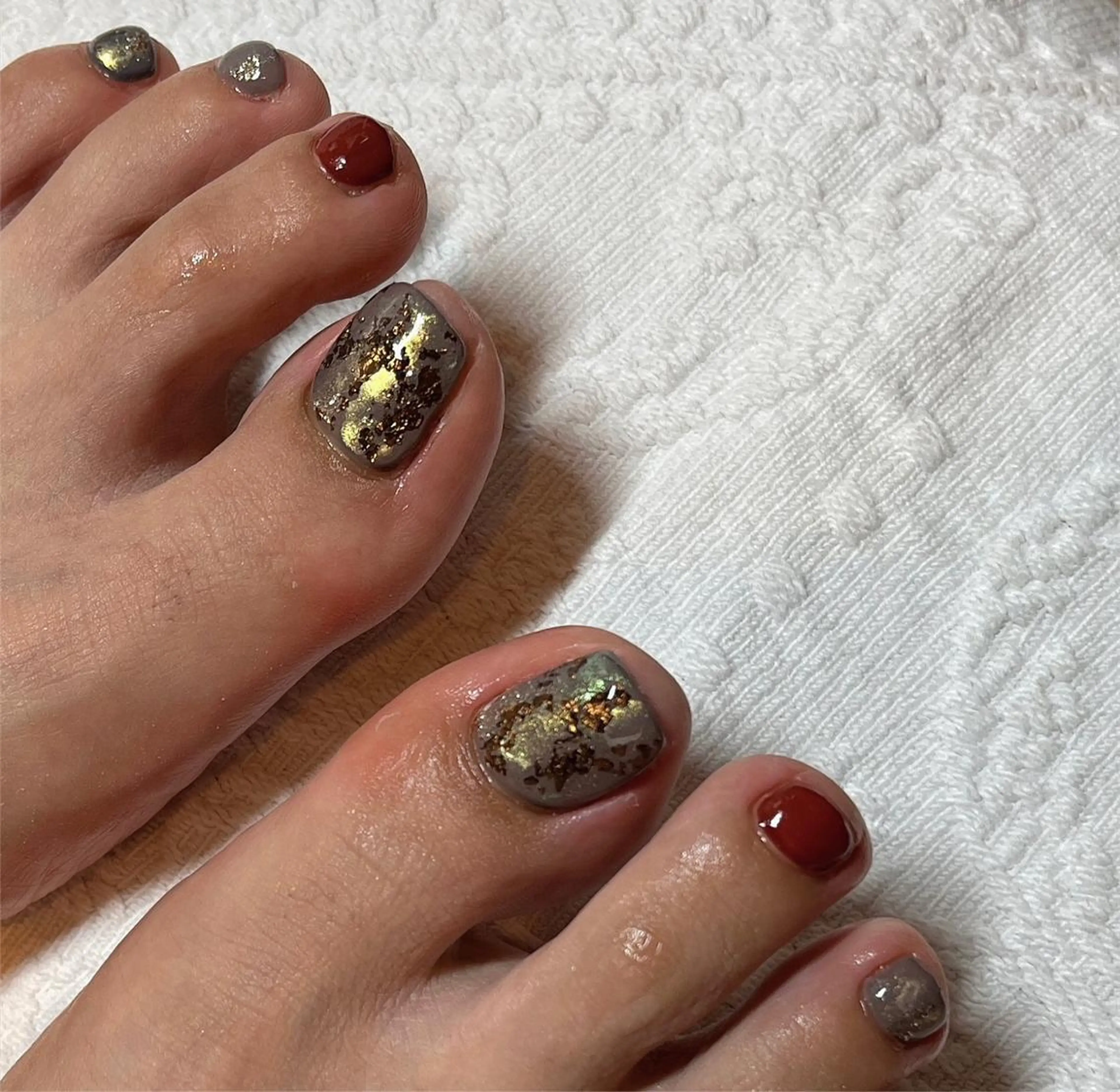 ネイル フットネイル ニュアンスネイル フリーランス¨̮⃝ ネイリストOKADAのネイルデザイン