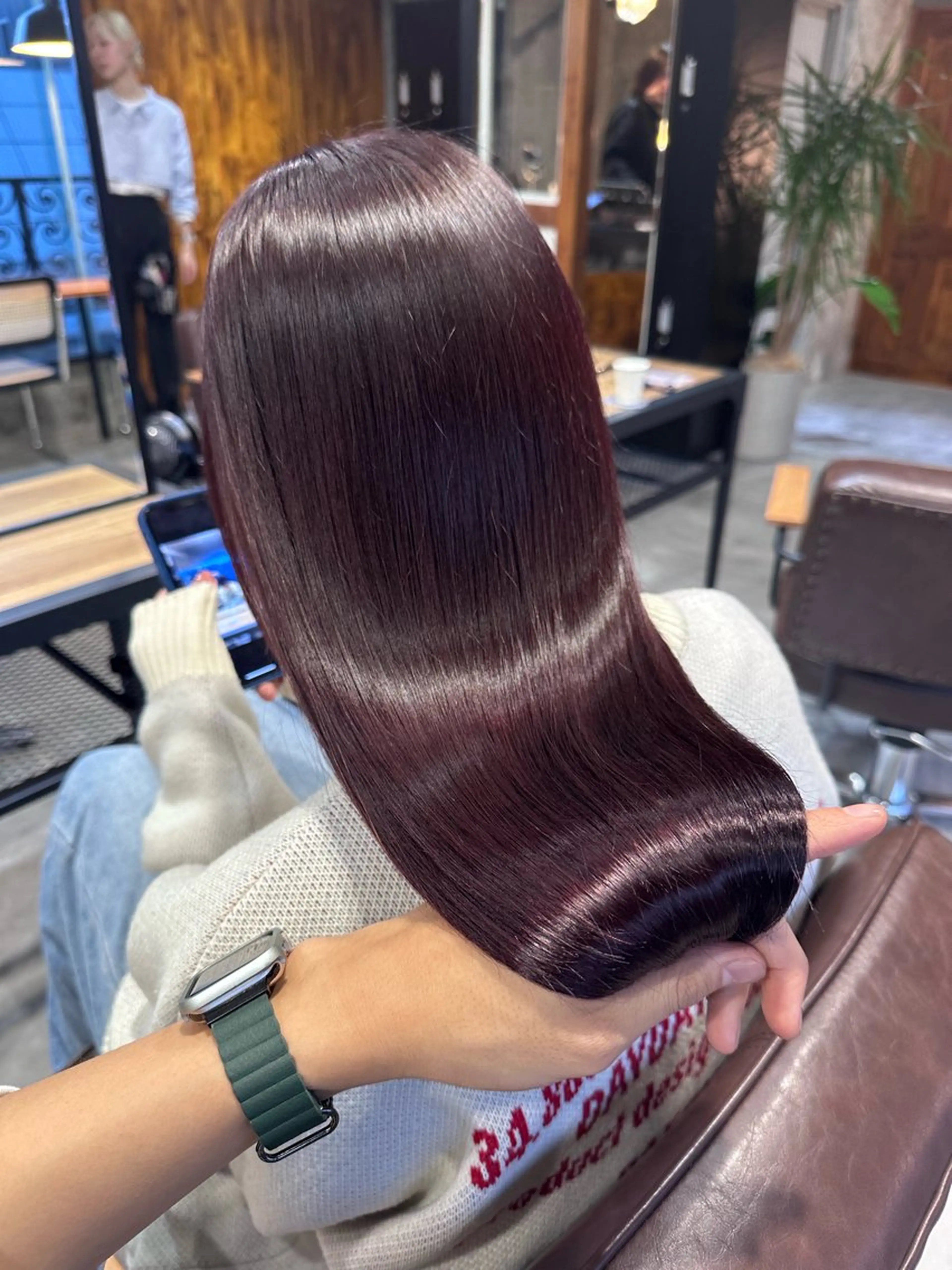 セミロング 顔まわりレイヤー 韓国風ヘア レイヤーカット ローレイヤー 縮毛矯正 カット ヘアカラー トリートメント Masena所属・【必ず似合わせます】 川口航平のヘアスタイル