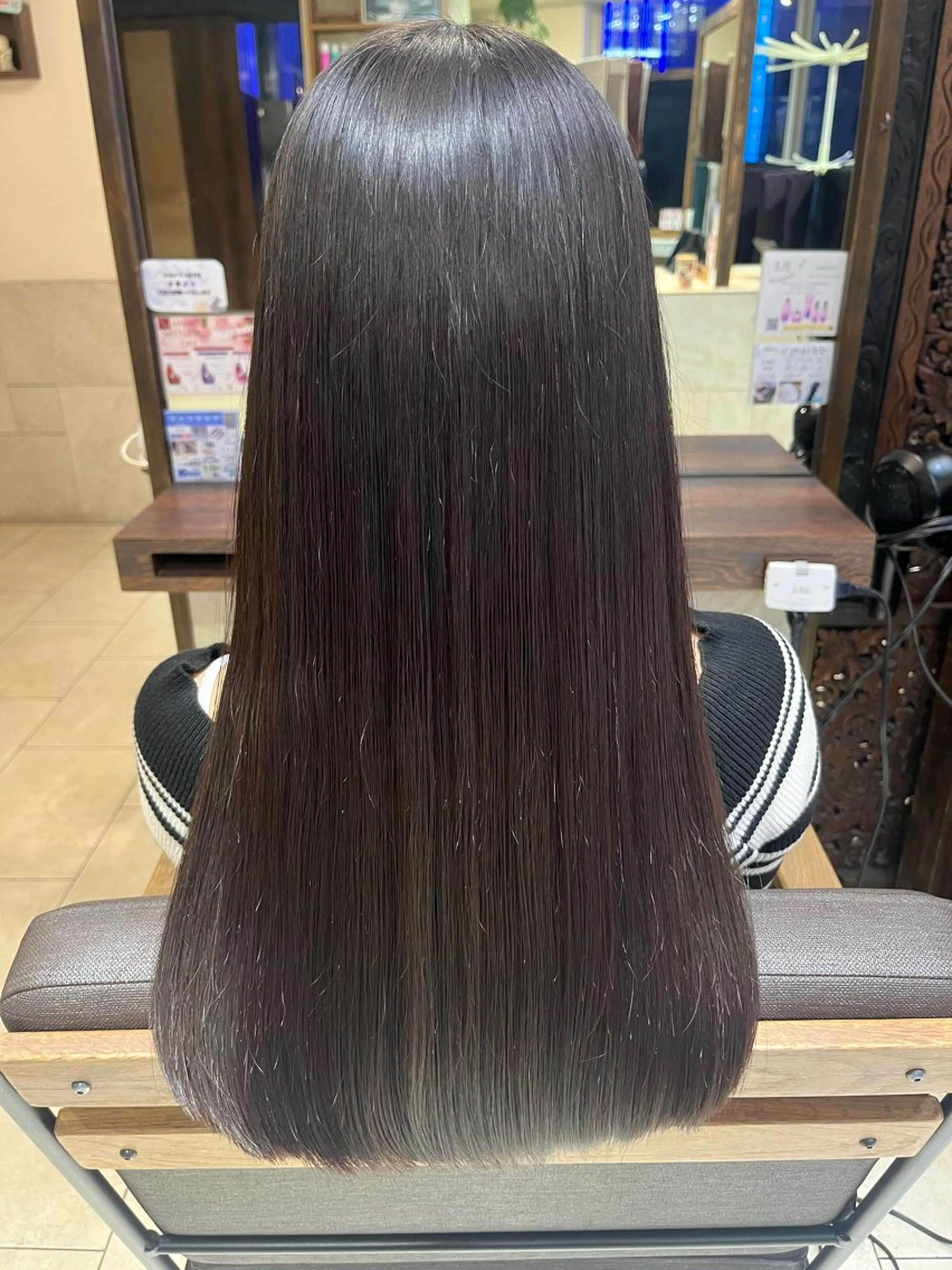 ロング Aina🩶 レディースカット🩶のヘアスタイル