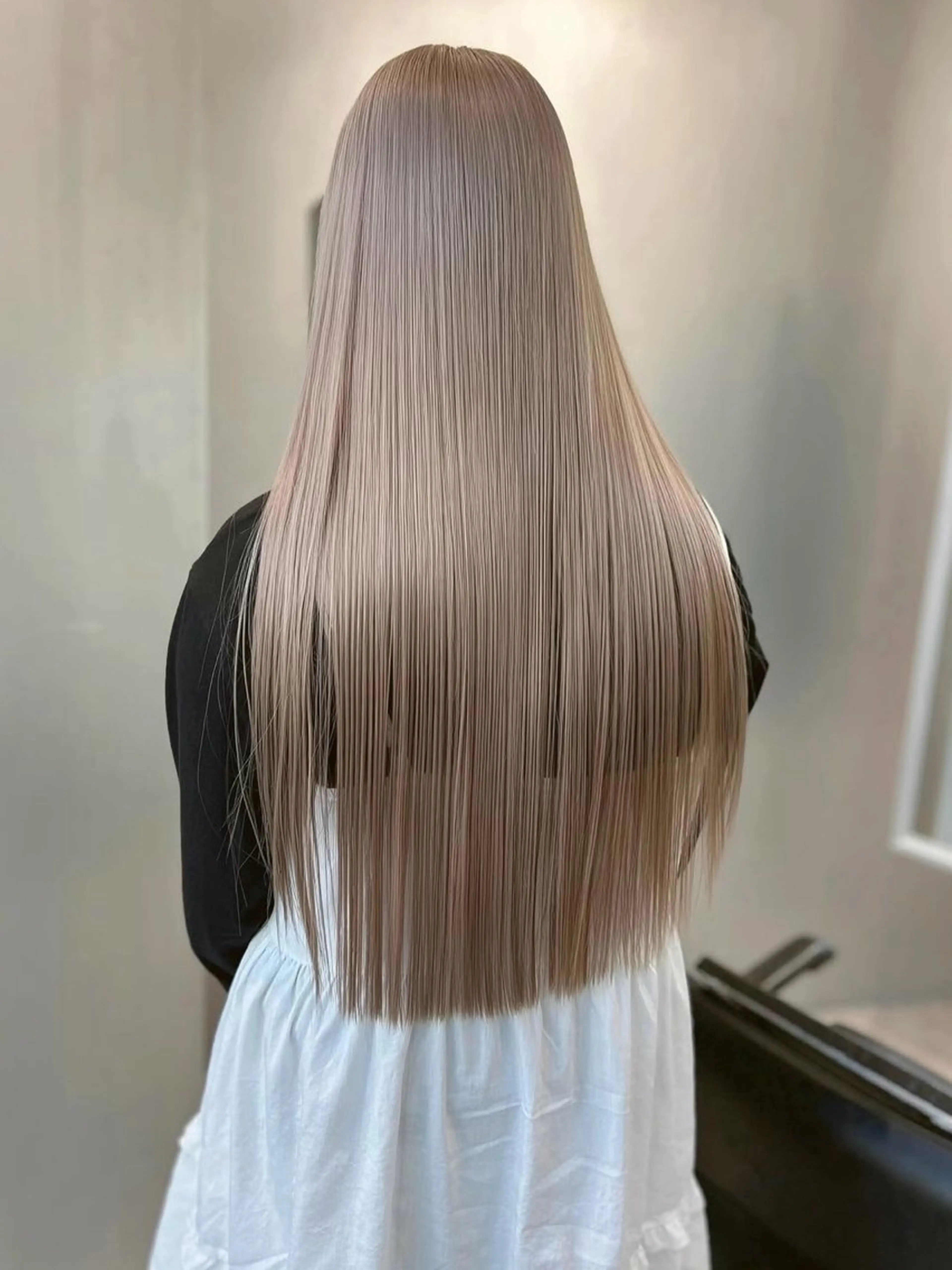 ロング カラー PELE/ミルクティ ー/NATSUKIのヘアスタイル