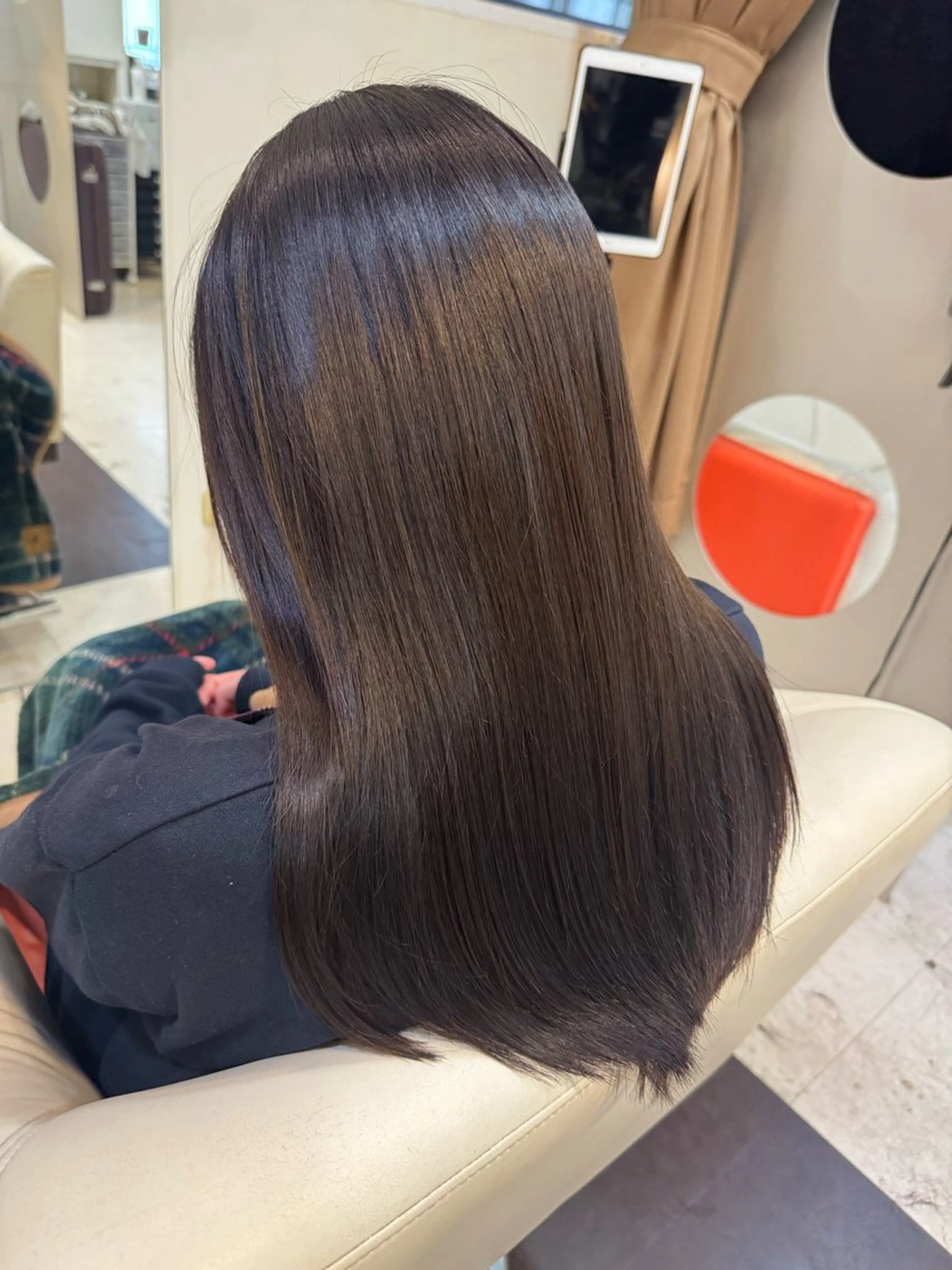 セミロング 伸ばしかけ 長屋 裕也のヘアスタイル