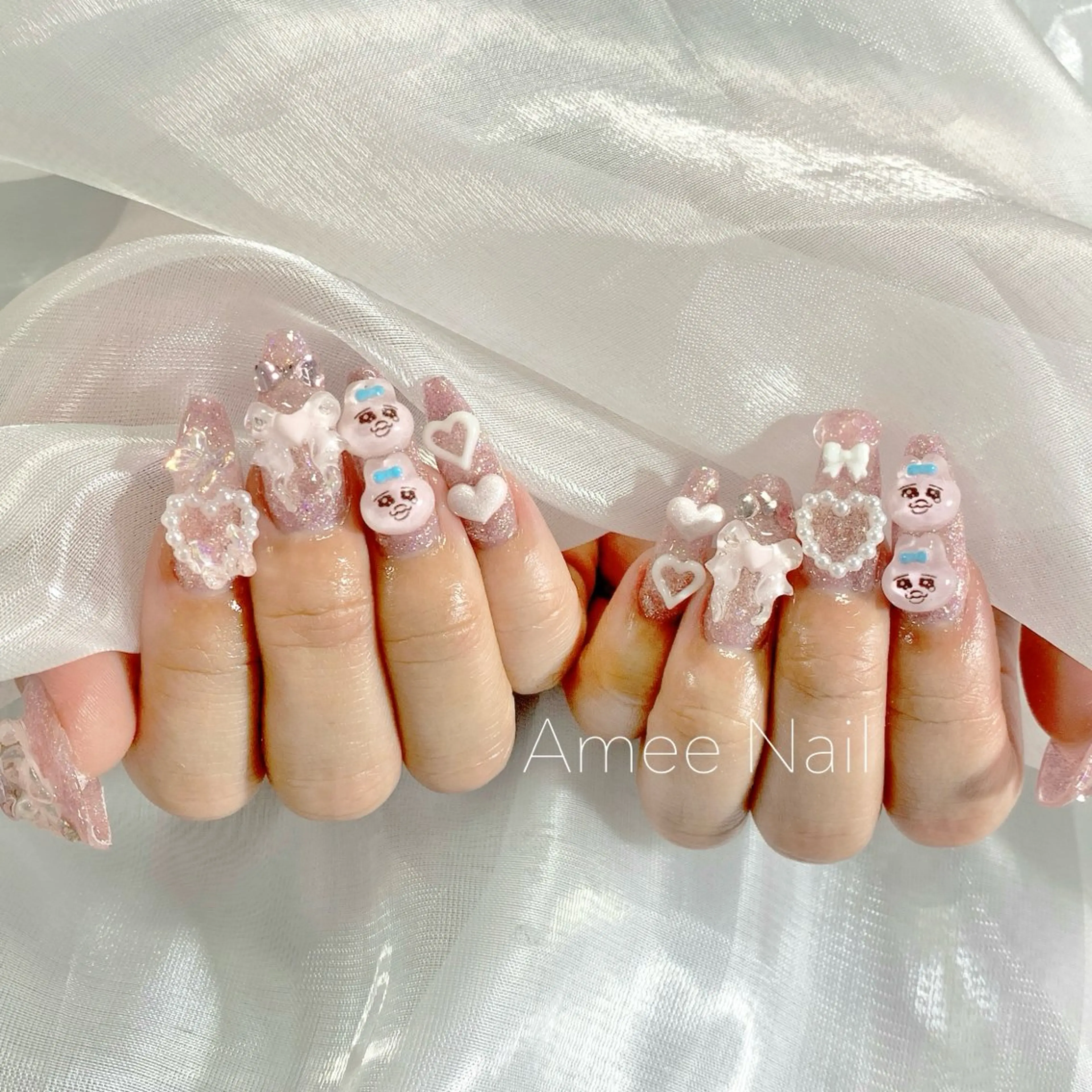 ネイル 成人式 ロングネイル マグネットネイル 大理石ネイル(マーブル) リボン ハンドネイル Amee Nail Salonのネイルデザイン