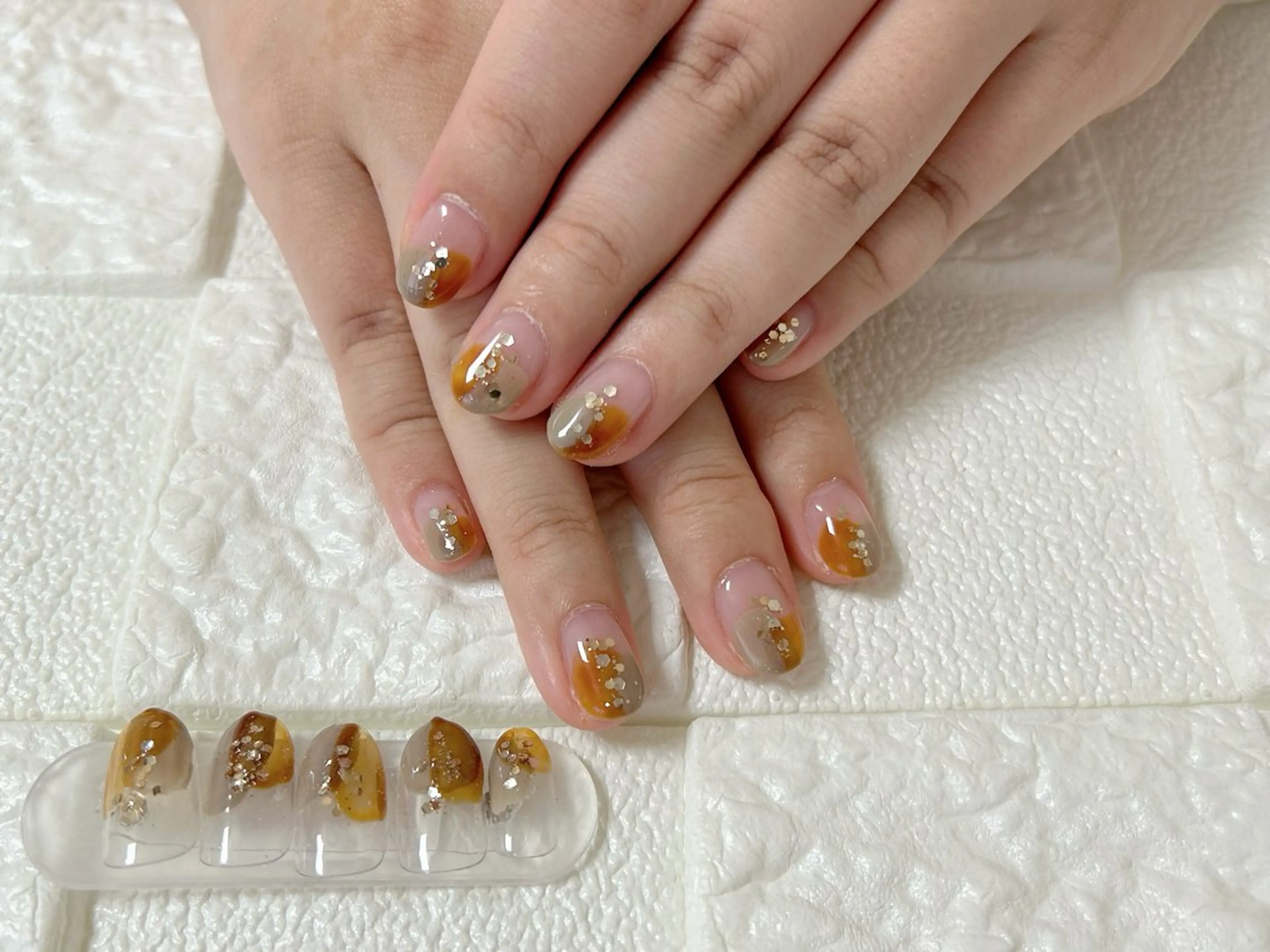 ネイル ハンドネイル CREST クレストのネイルデザイン