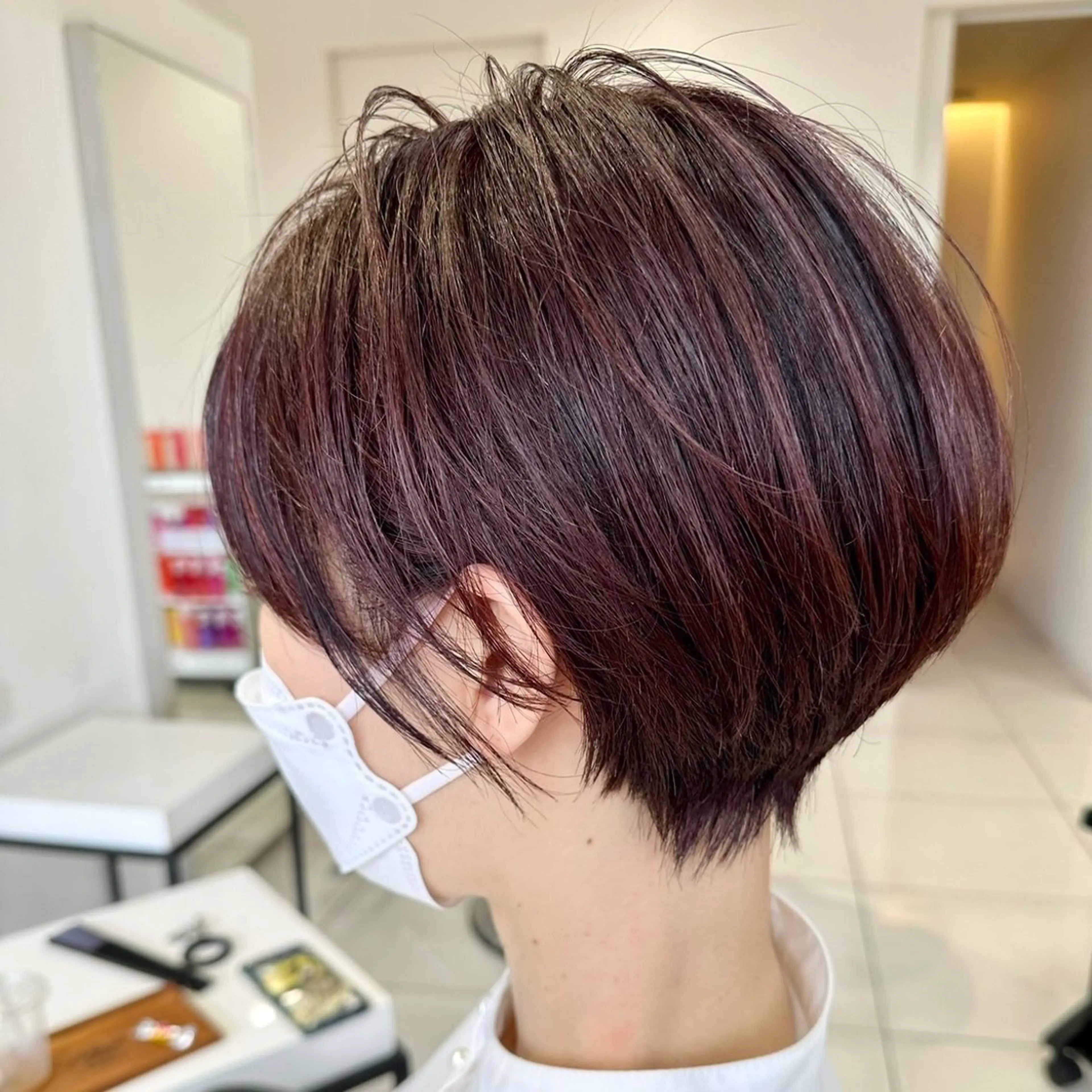 ショート 暖色/レイヤーカット /艶髪/髪質改善/のマツエク・マツパデザイン