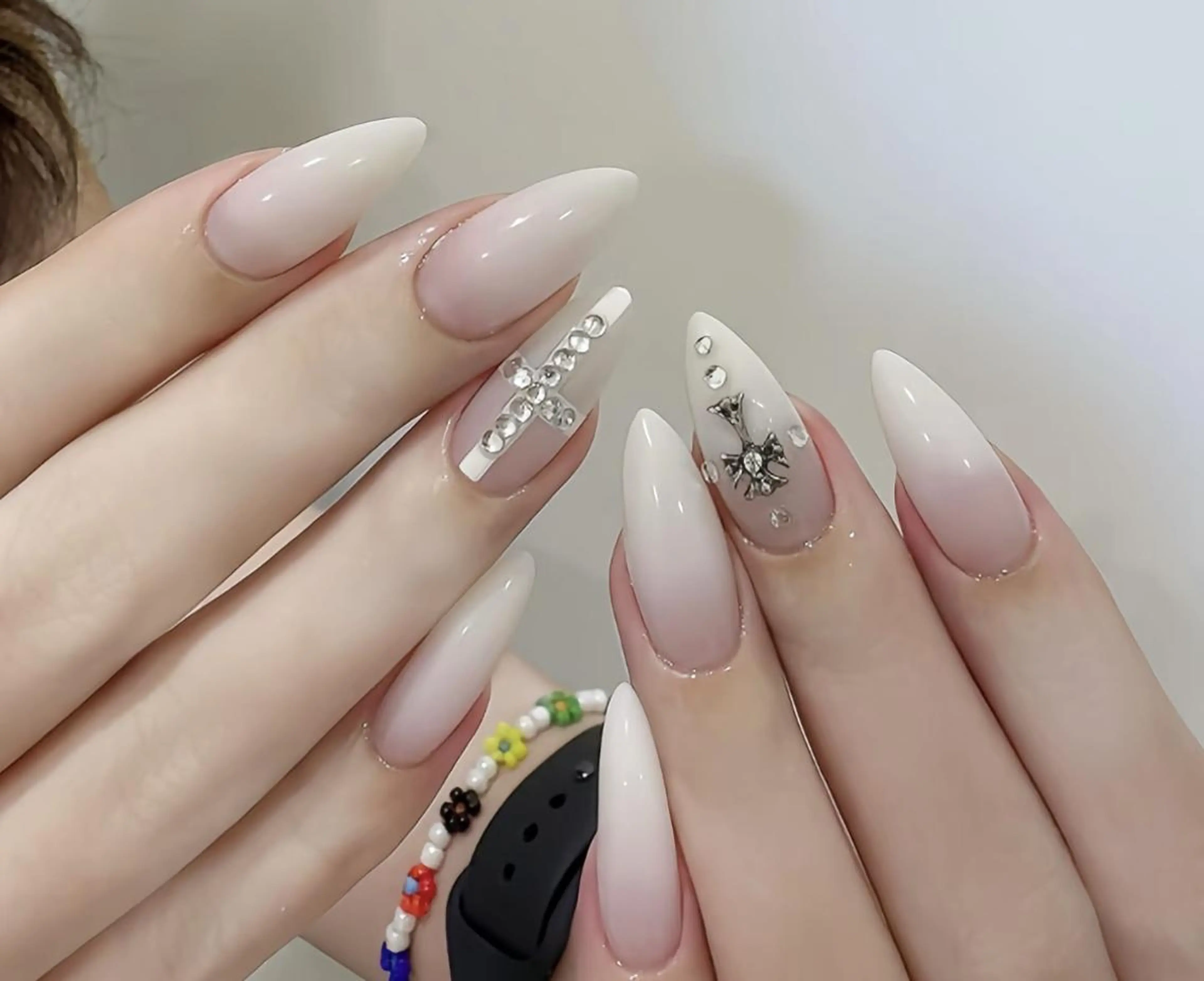ネイル ハンドネイル 🎀 NaNa_nailのネイルデザイン