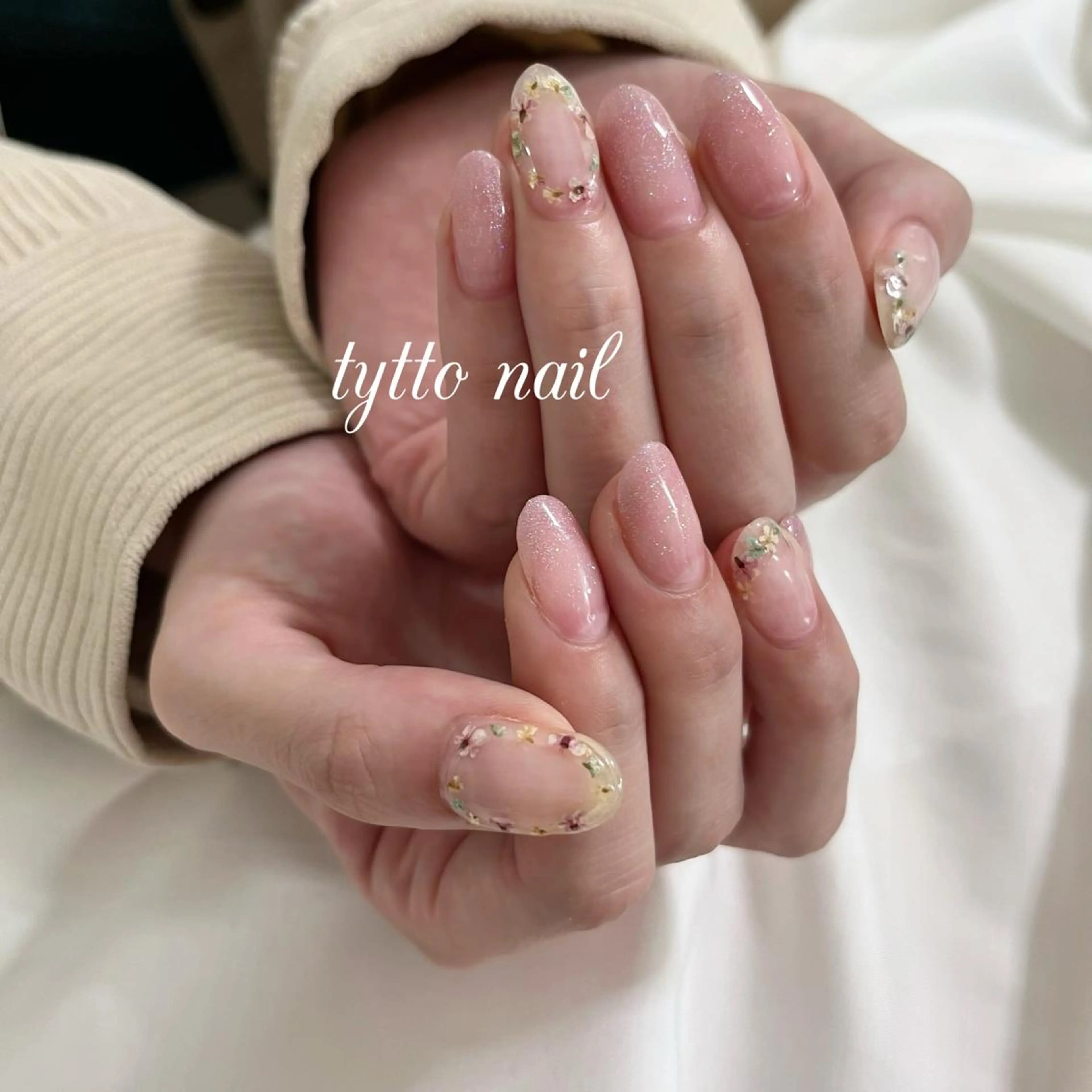 ネイル フラワーネイル フレンチネイル グラデーション オフィスネイル ピンク ハンドネイル tytto nail ❤︎‪‪eri‪‪のネイルデザイン