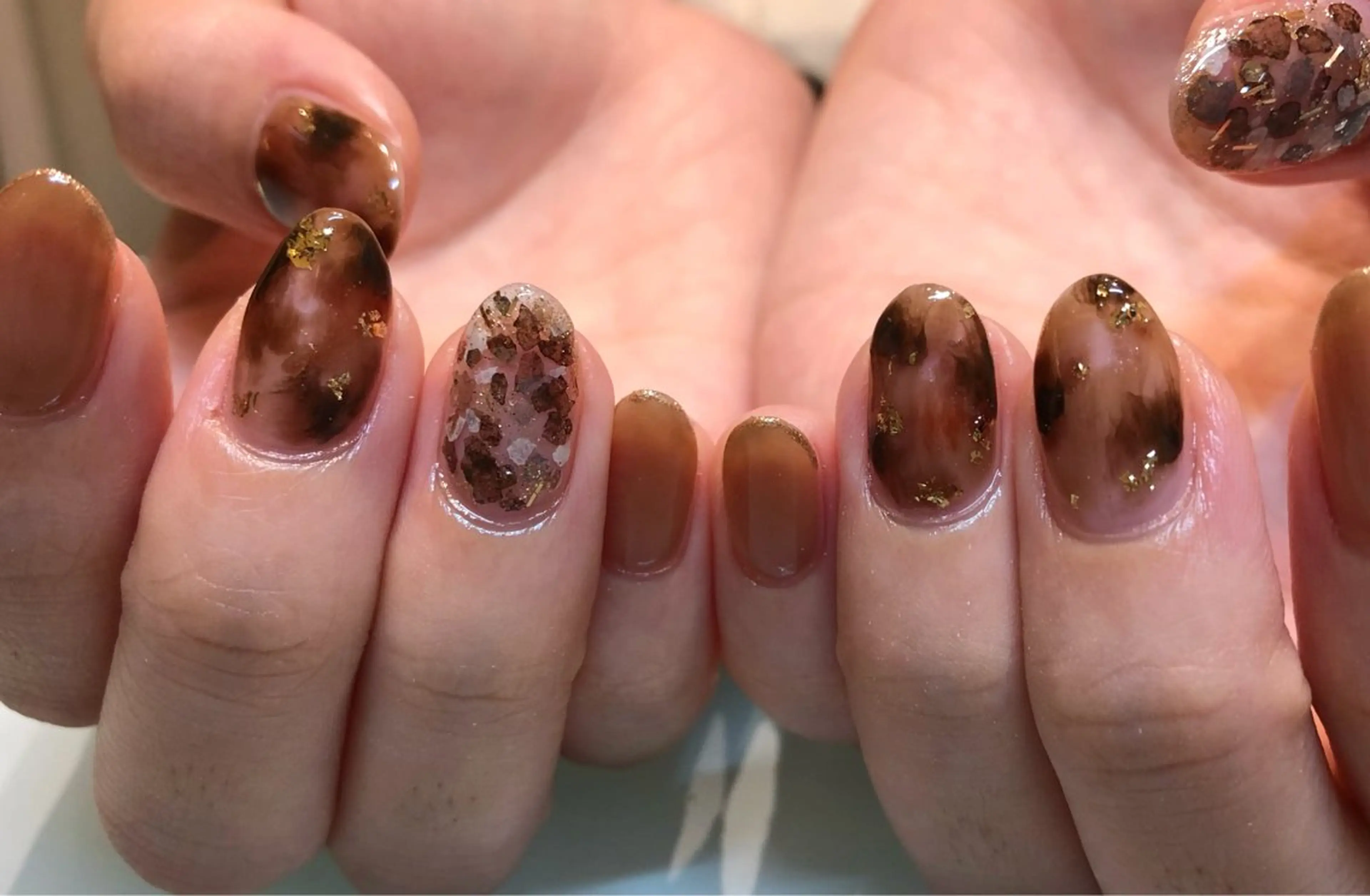 ネイル べっ甲ネイル ハンドネイル ハンドケア 西日暮里駅徒歩1分/ NAIL106Gのネイルデザイン