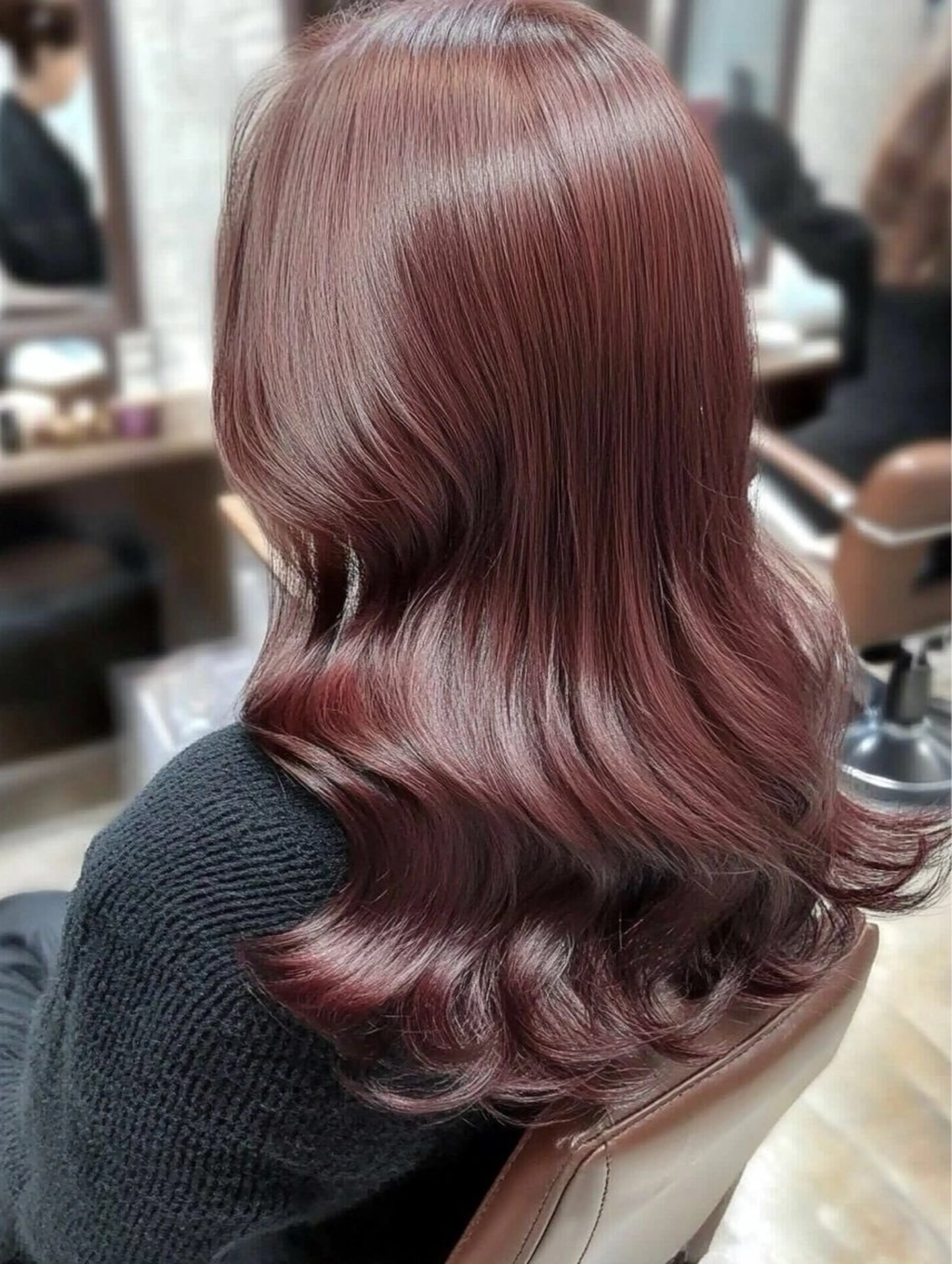 セミロング カラー 山本 篤季のヘアスタイル