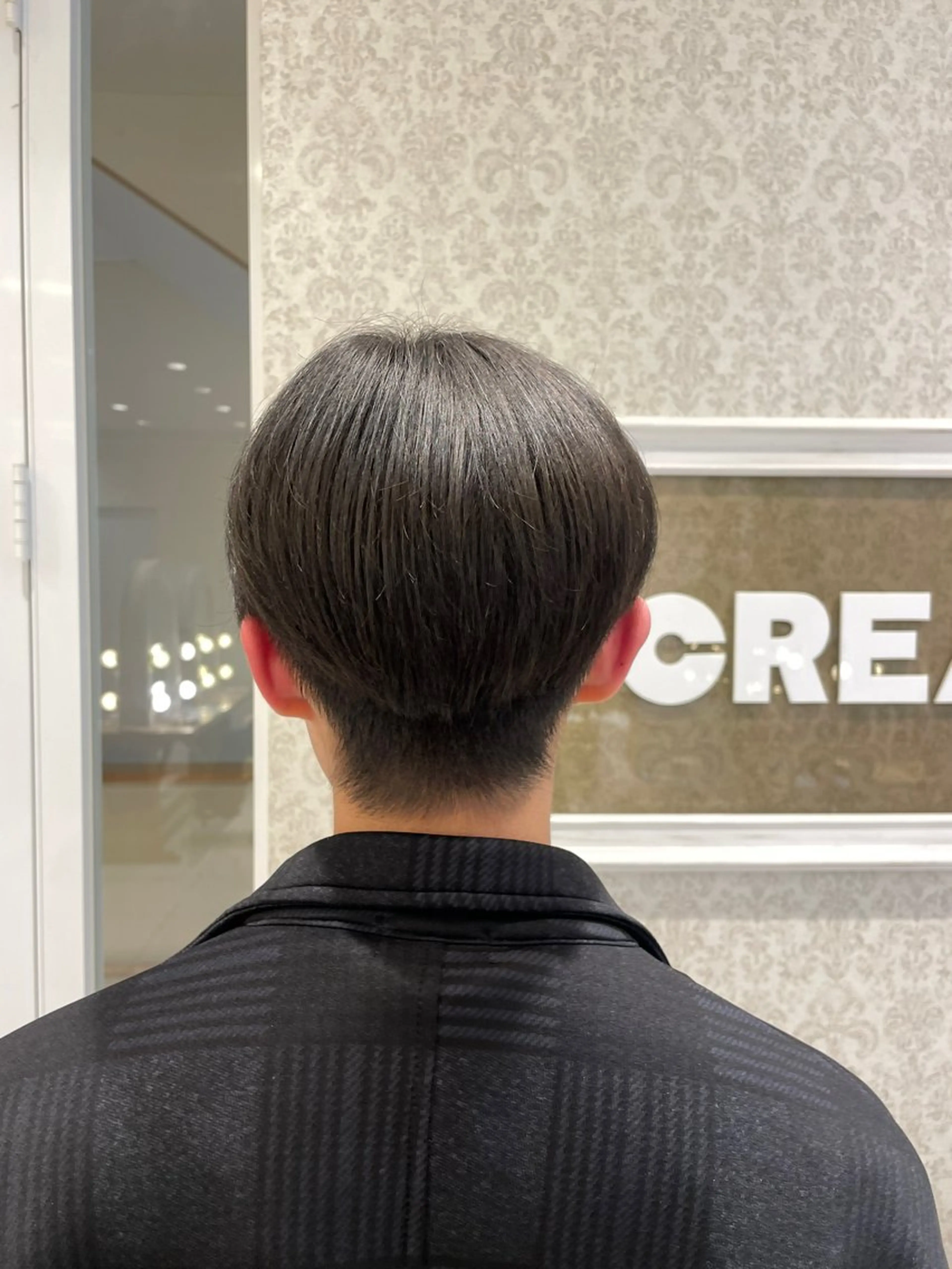 ショート ブリーチなしカラー/ 暖色カラー/艶カラーのヘアスタイル