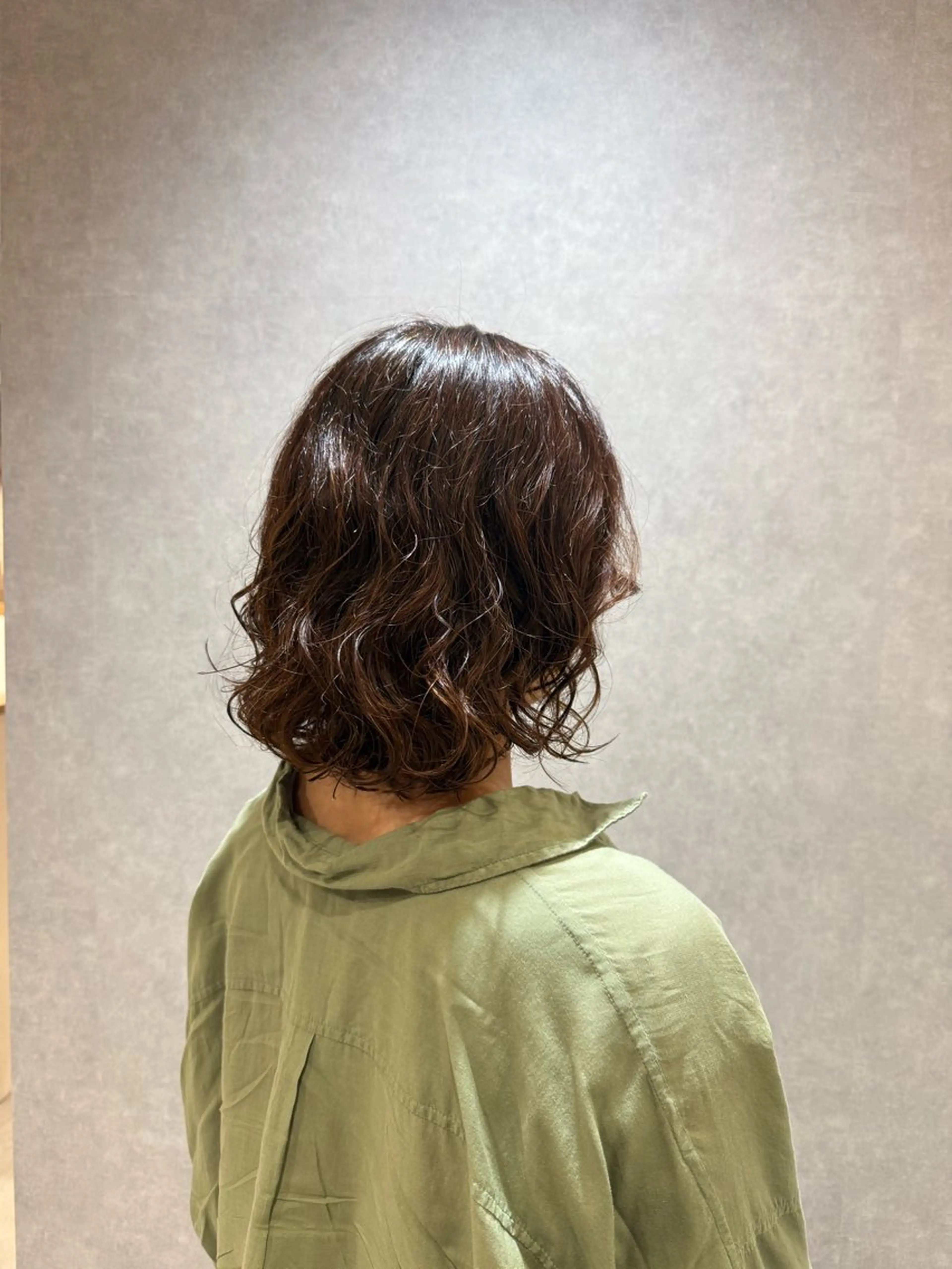 ミディアム anju.カット 透明感カラー/パーマのヘアスタイル
