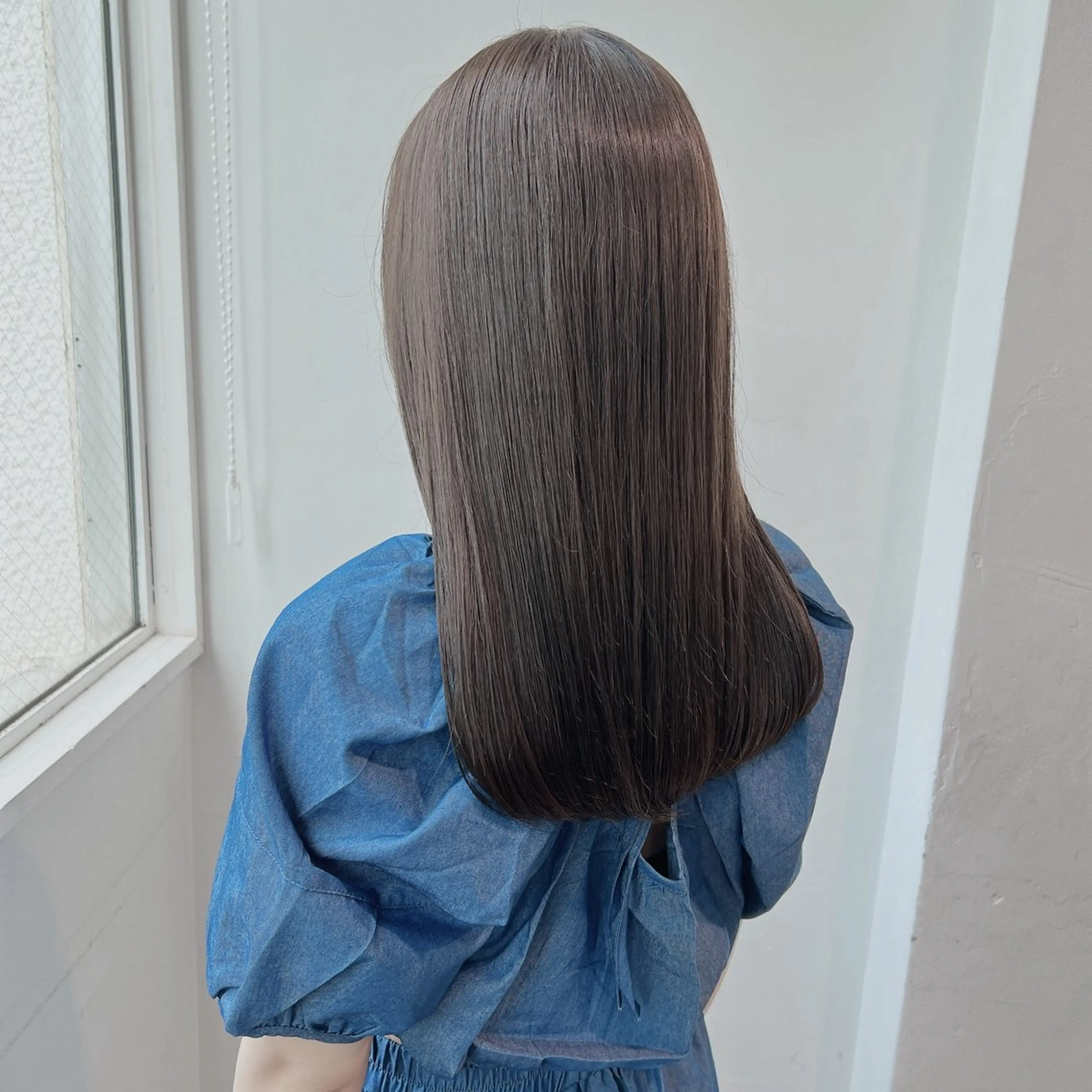 ロング カラー カット ヘアカラー トリートメント 𓏸レイヤー髪質改善 透けカラーカノン🫧のヘアスタイル