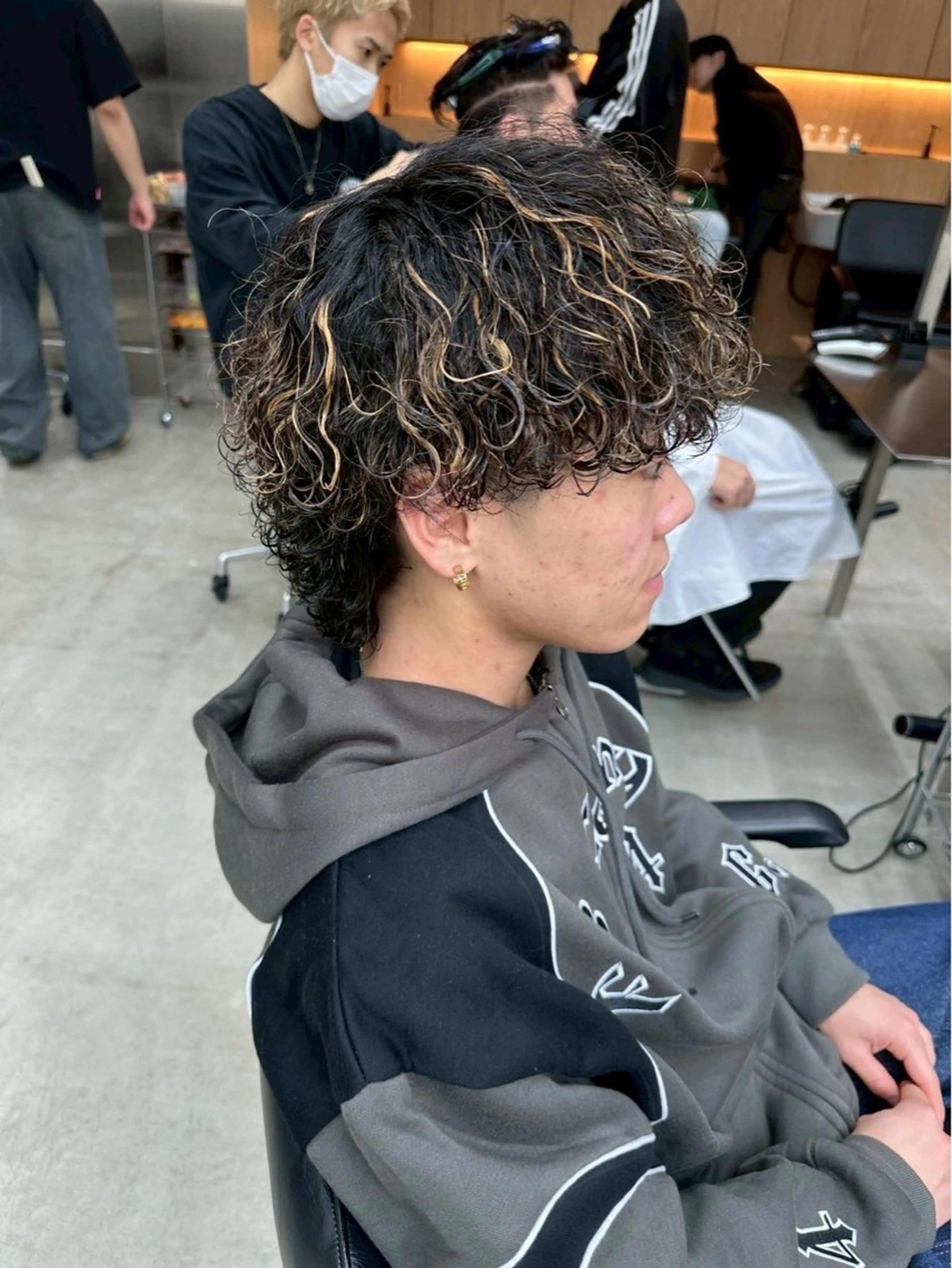 カラー パーマ メンズ レディース／メンズ パーマ特化／内山遥斗のヘアスタイル