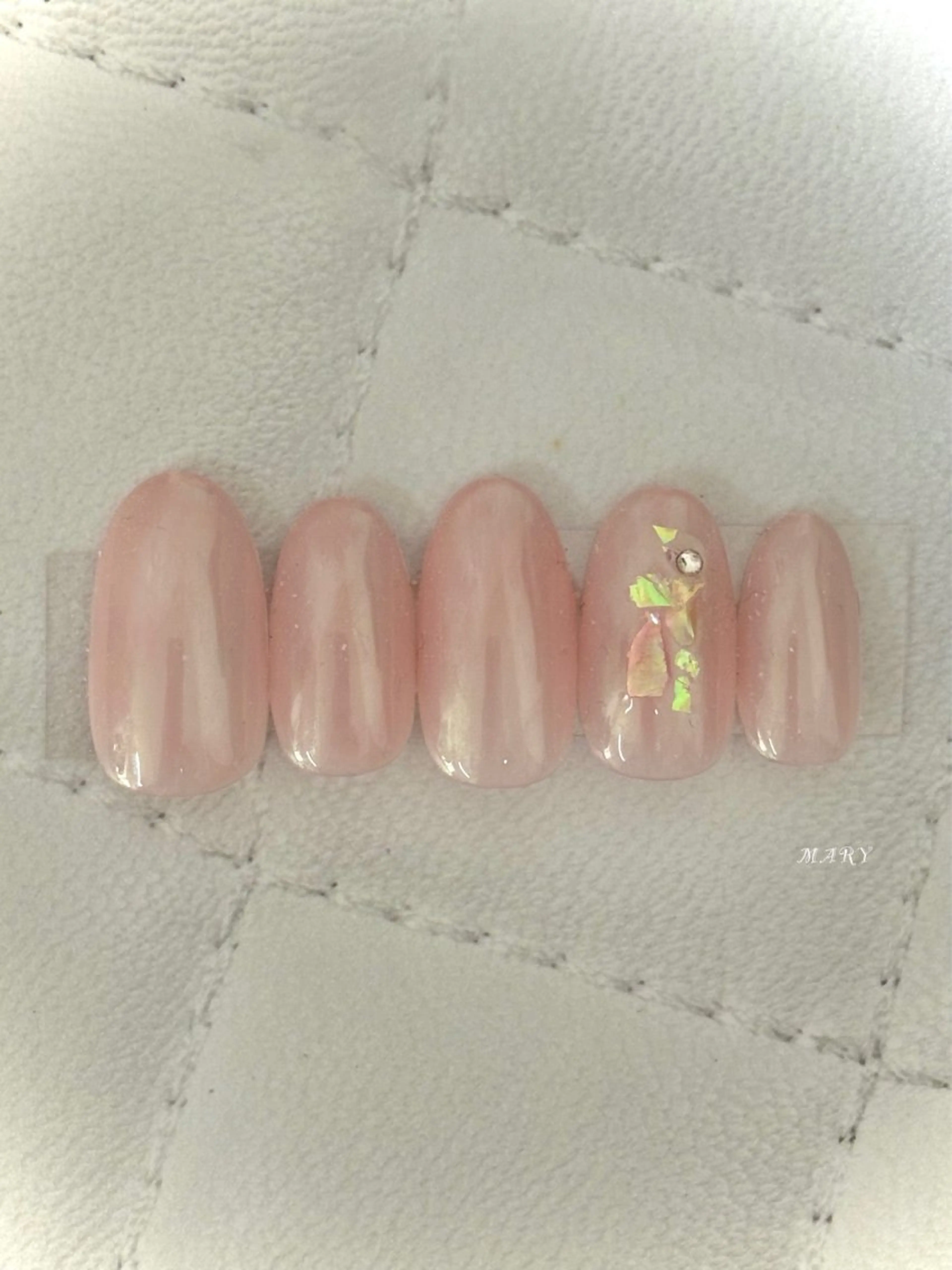 ネイル オーロラネイル ミラーネイル ニュアンスネイル ワンカラーネイル ピンク ハンドネイル Mary nail .narumiのネイルデザイン
