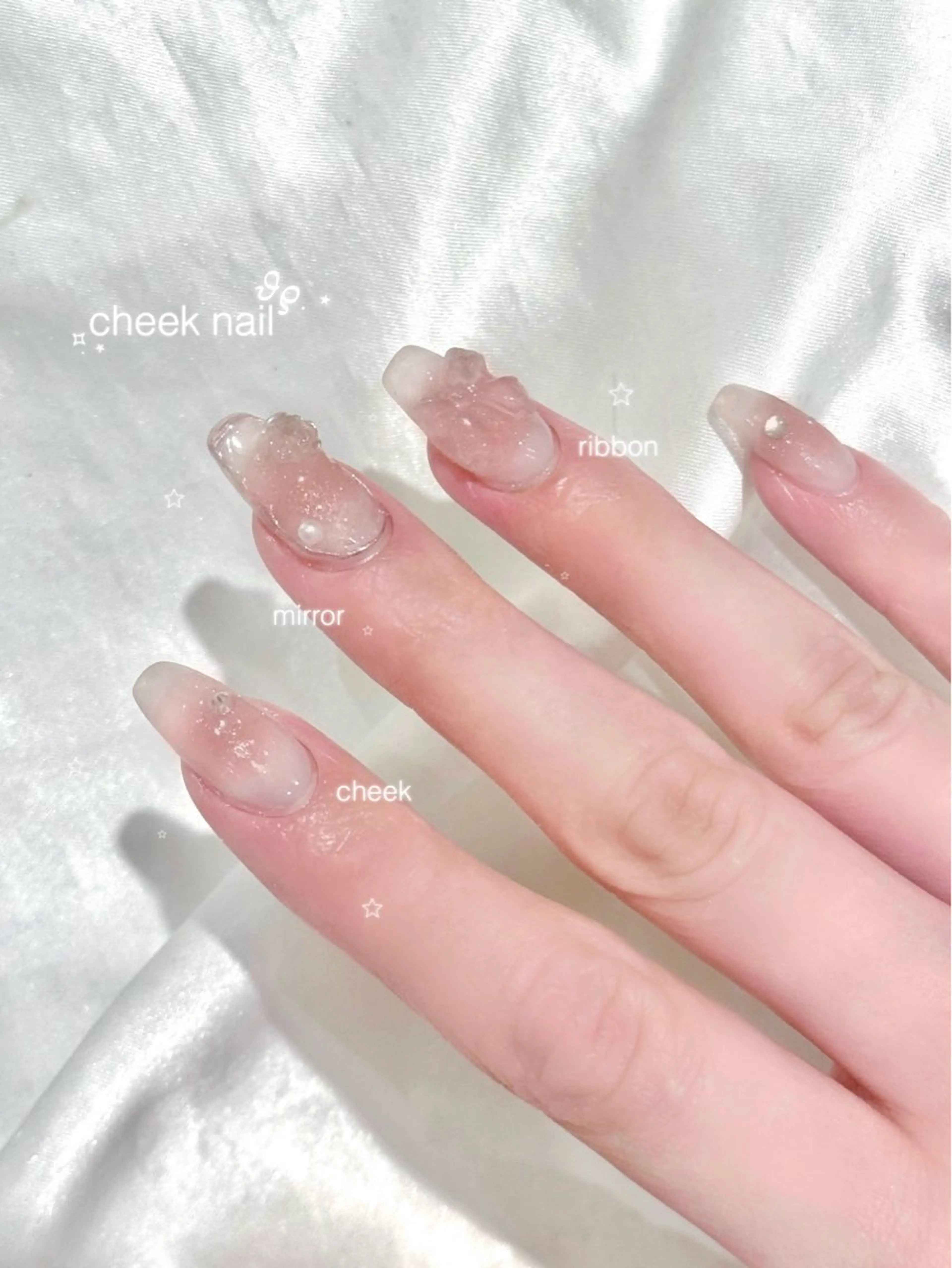 ネイル チークネイル ジェルネイル ミラーネイル パラジェル ピンク ハンドネイル natsuki 💫のネイルデザイン