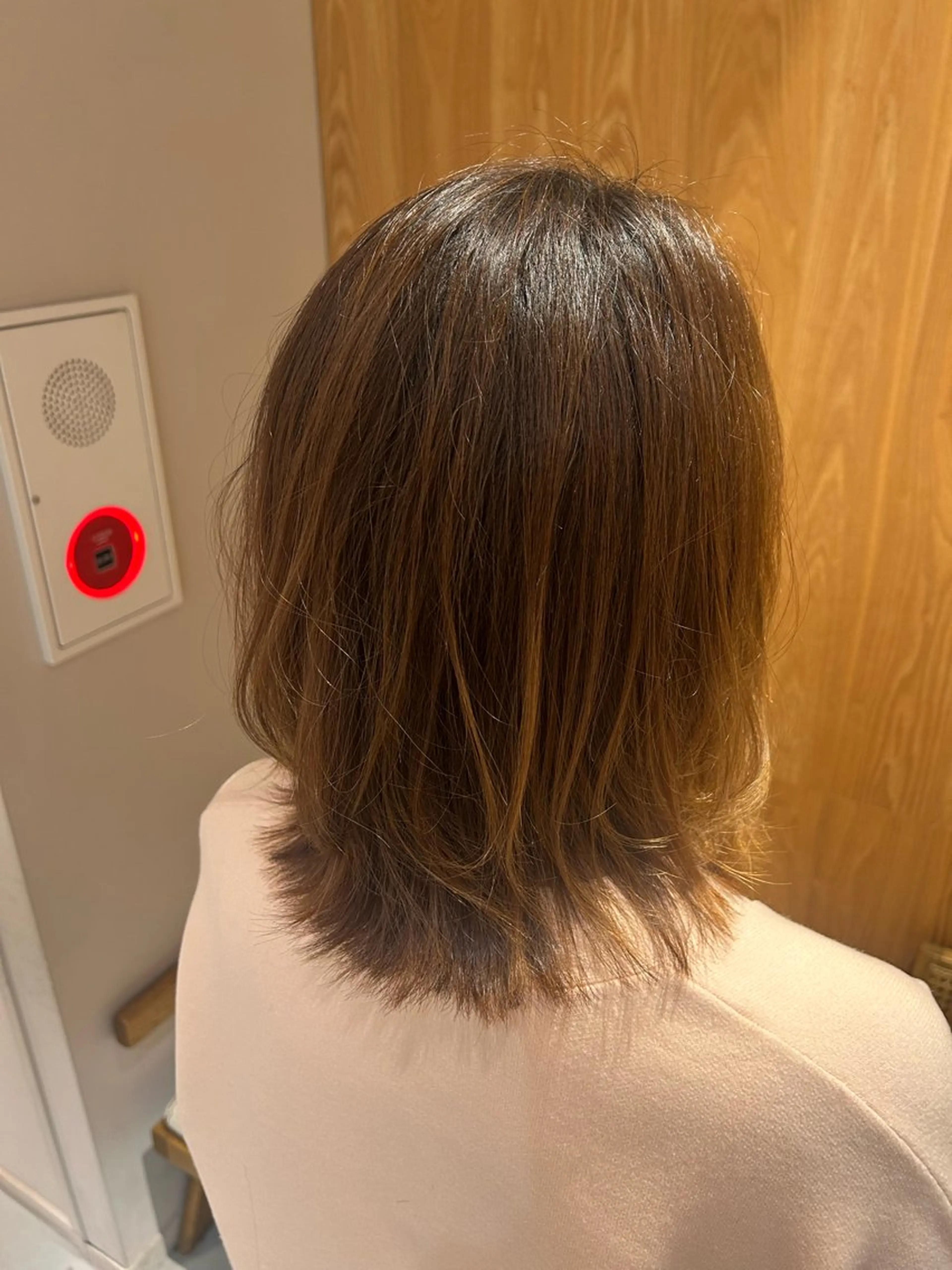 ミディアム レイヤーカット カット トリートメント ⭐️上田 悠⭐️のヘアスタイル