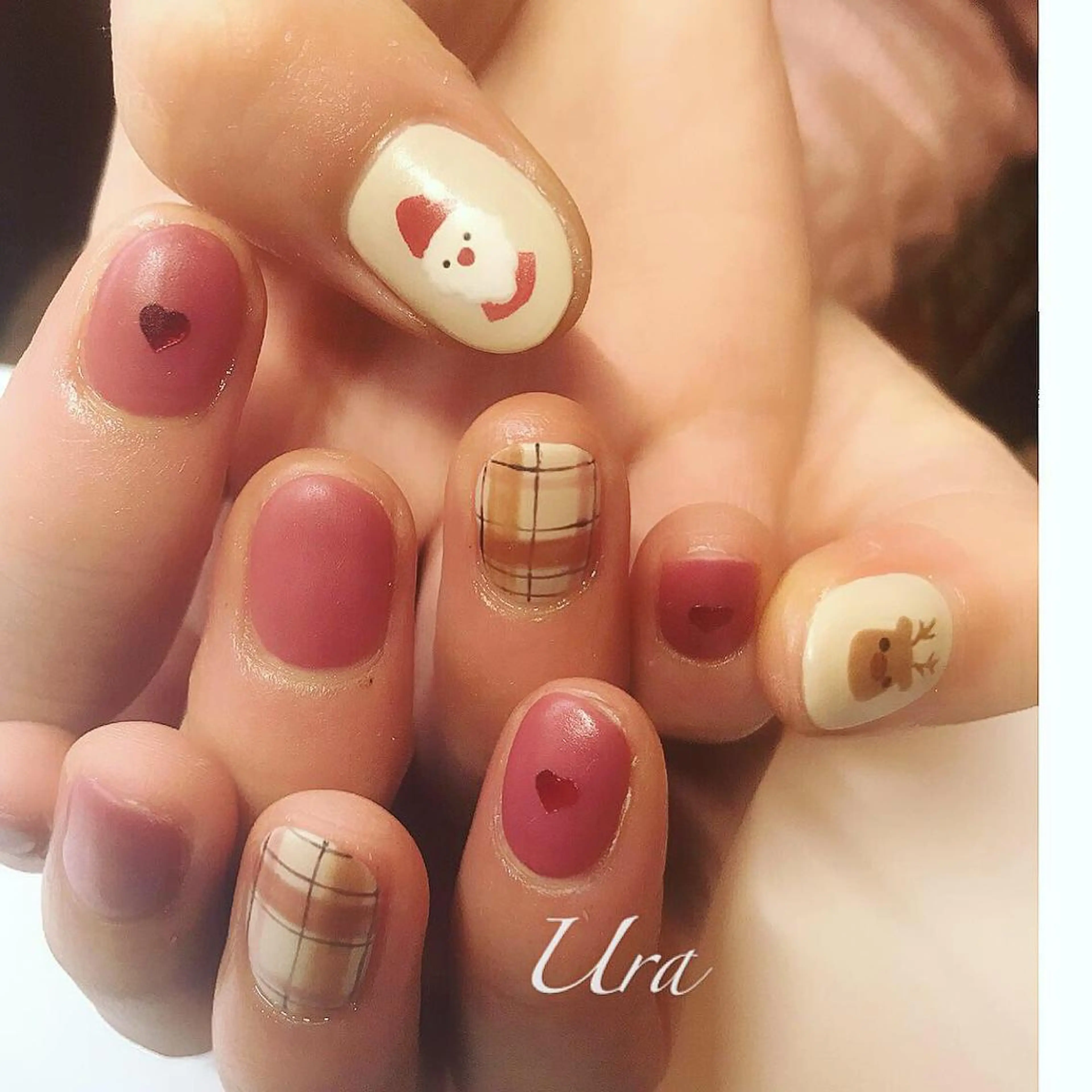 ネイル UrakoNail 《nail》のネイルデザイン