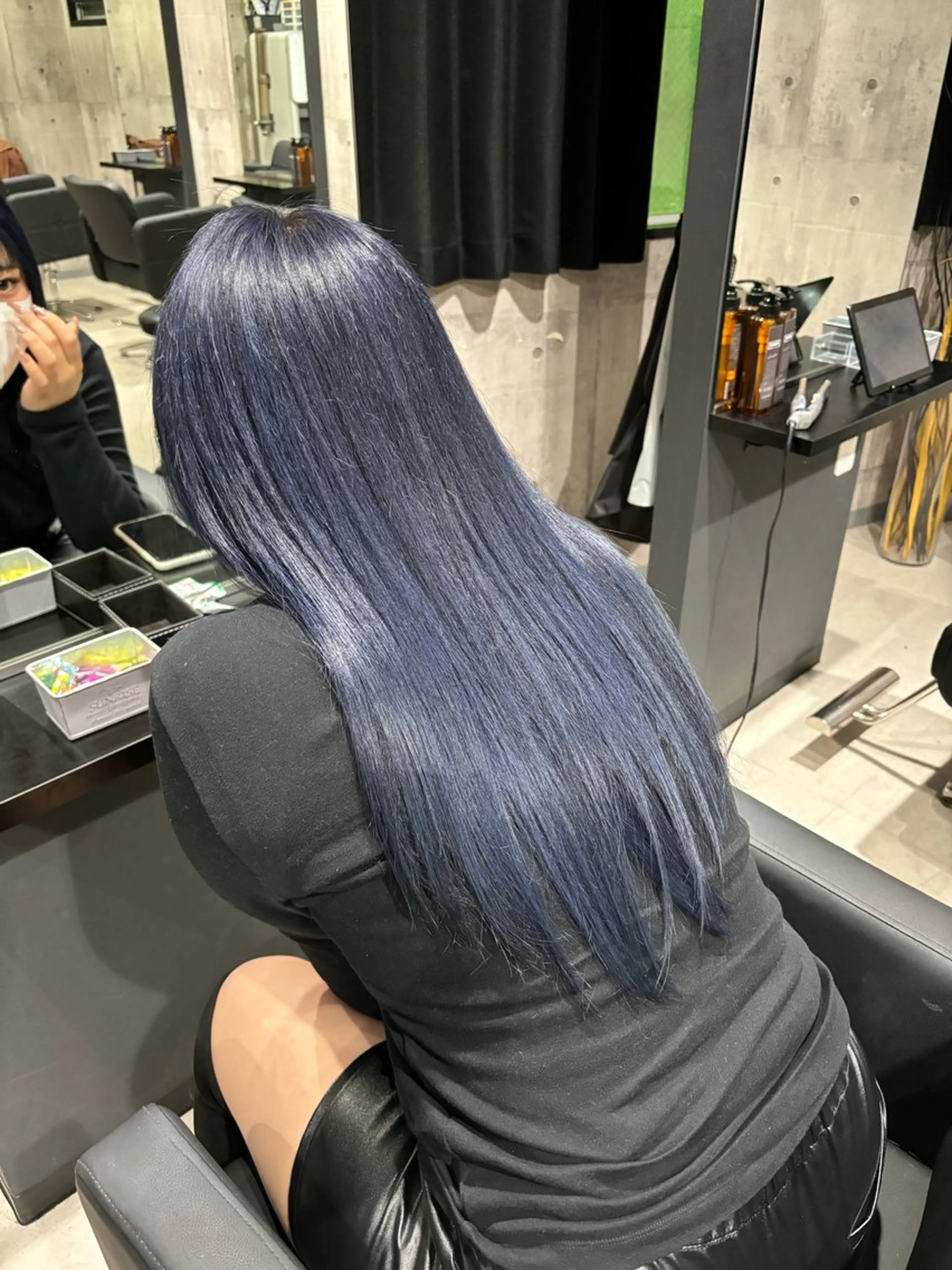 ロング カラー ブルーカラー ブルーラベンダー ラベンダーカラー カット ヘアカラー トリートメント _WHITE / KENTOのヘアスタイル