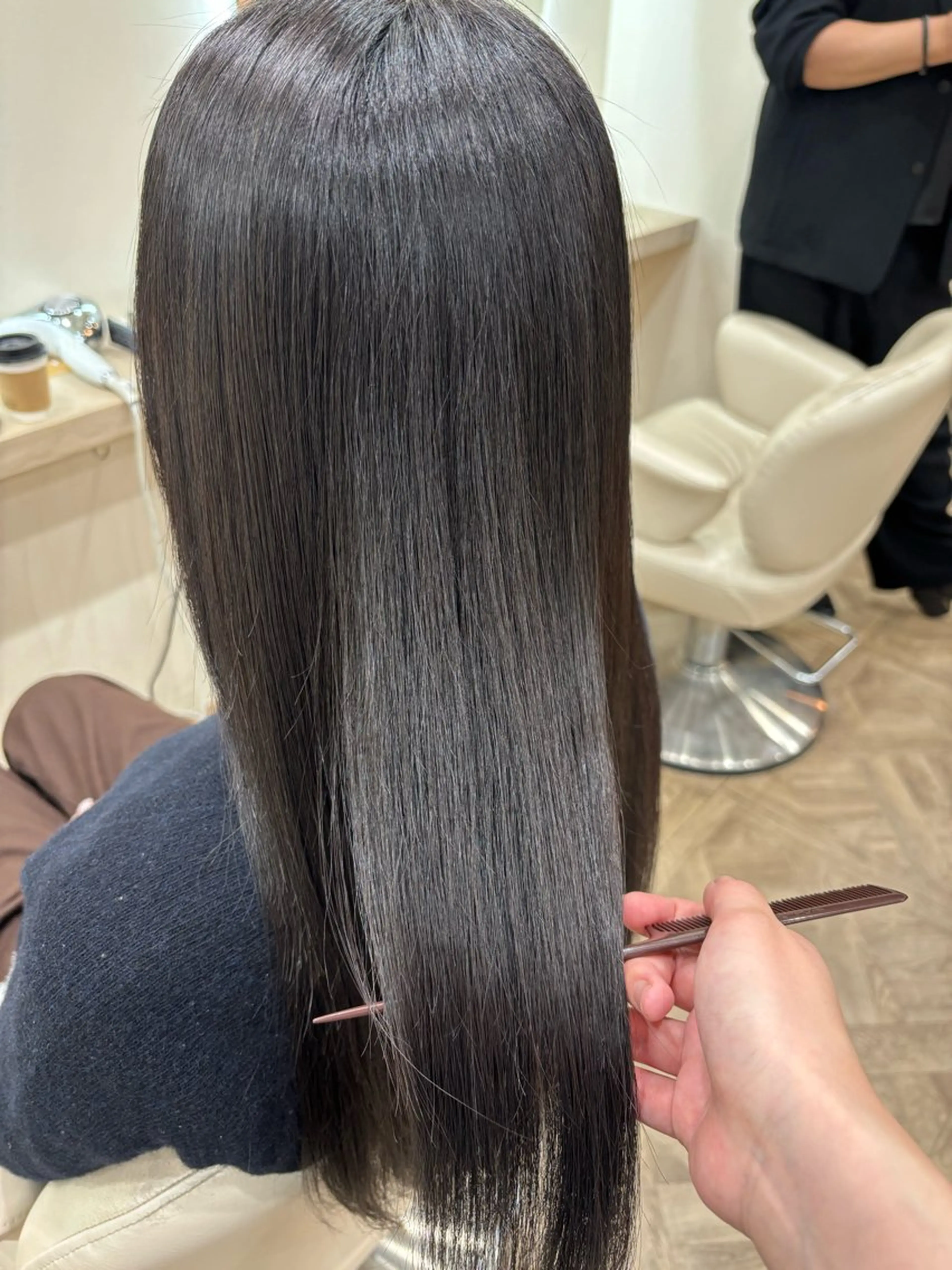 ロング 髪質改善 カット ヘアカラー 縮毛矯正 シンバヒナノ/パーマ レイヤー/髪質改善のヘアスタイル