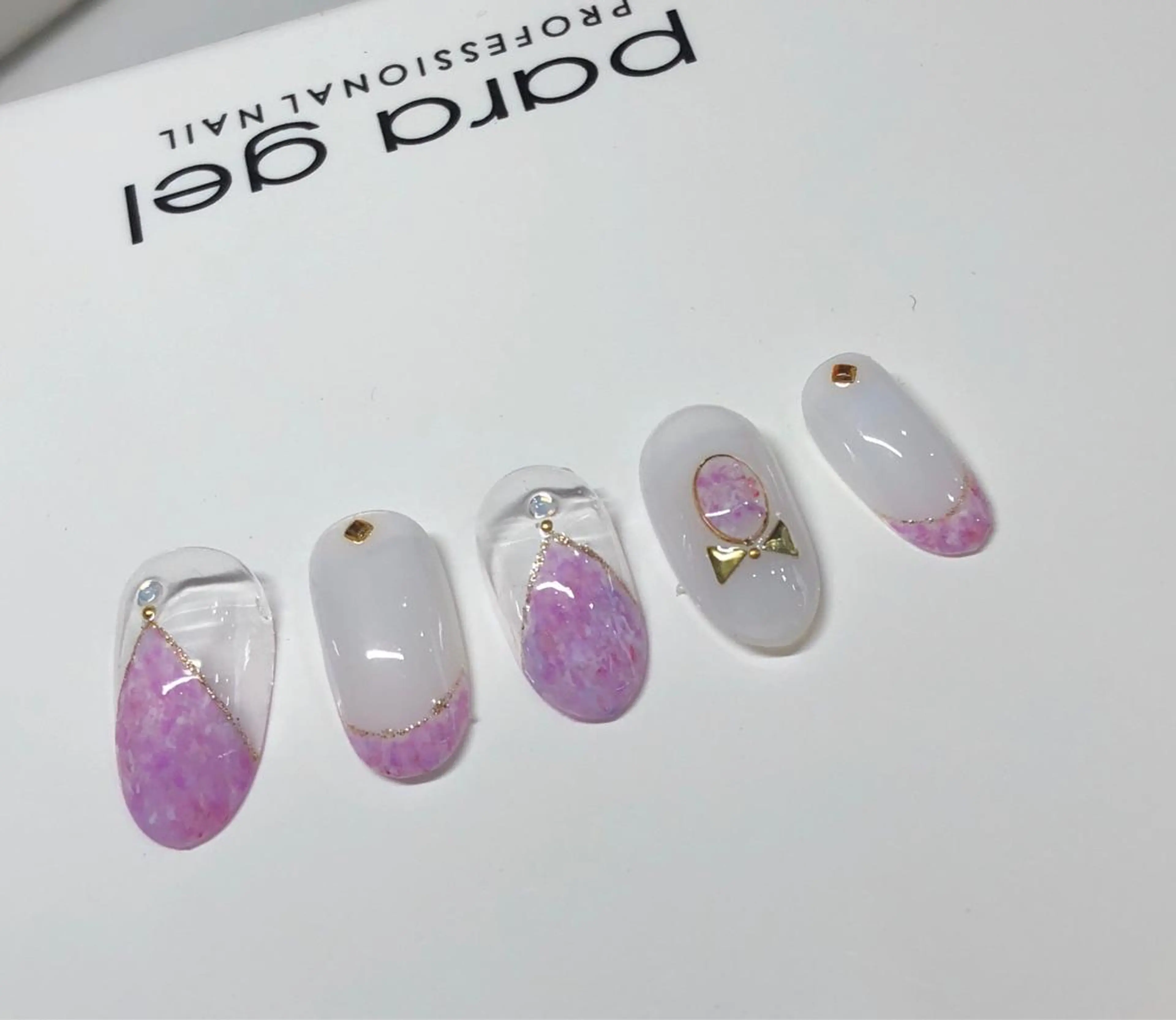 ネイル ハンドネイル 遊津 美来のネイルデザイン