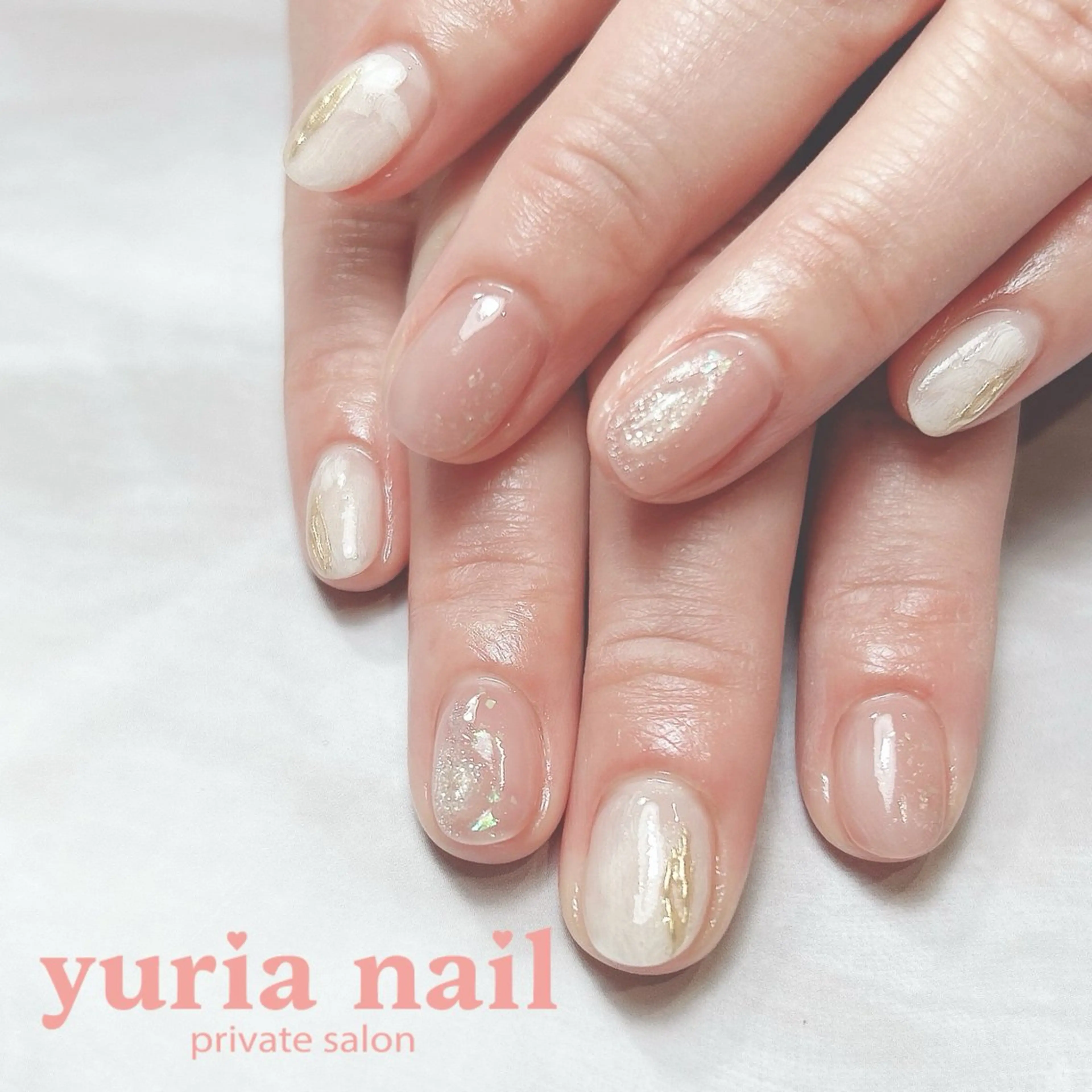 ネイル ジェルネイル ニュアンスネイル ピンク ホワイト ハンドネイル 小林 ゆりあのネイルデザイン