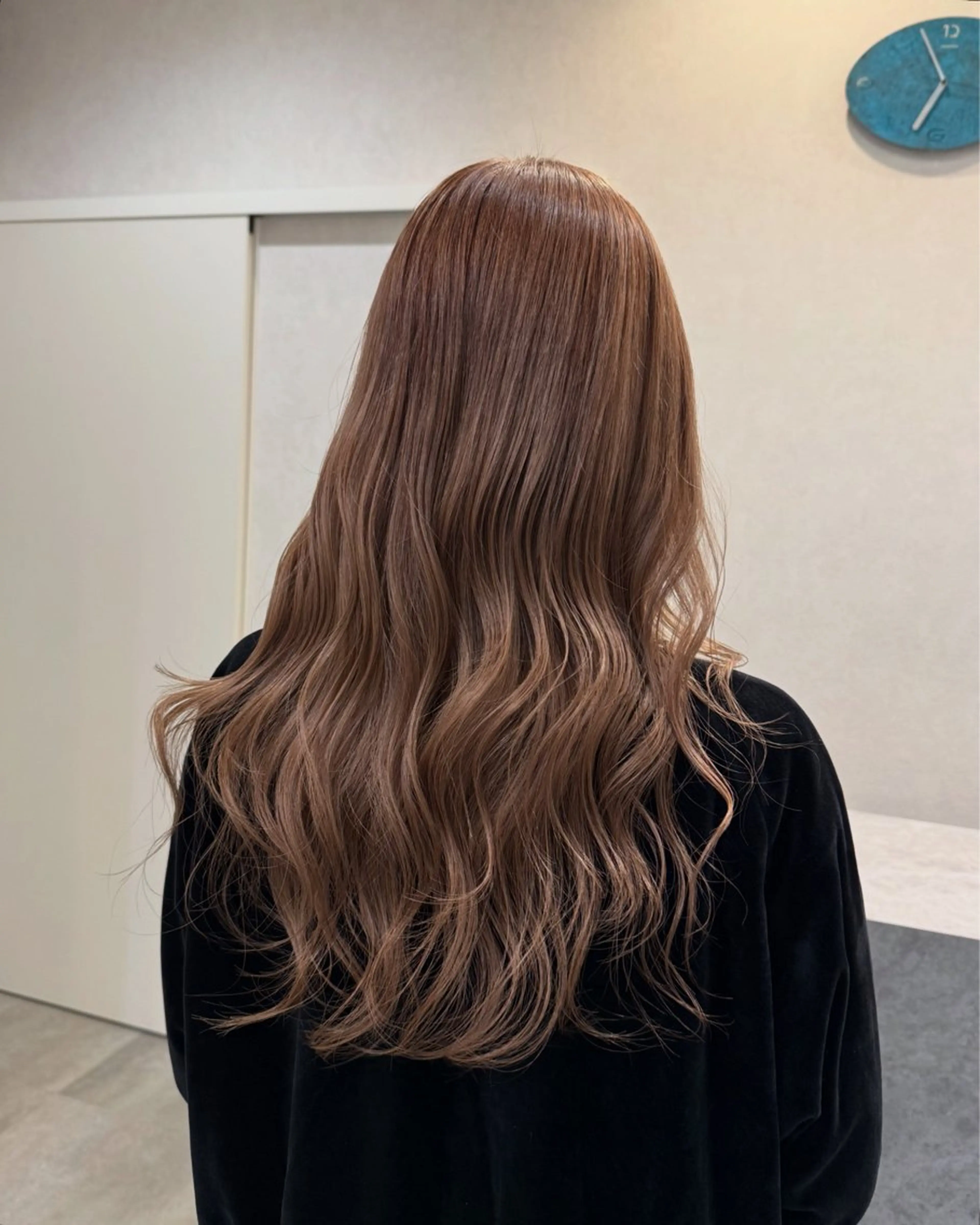 ロング 山元 くるみのヘアスタイル