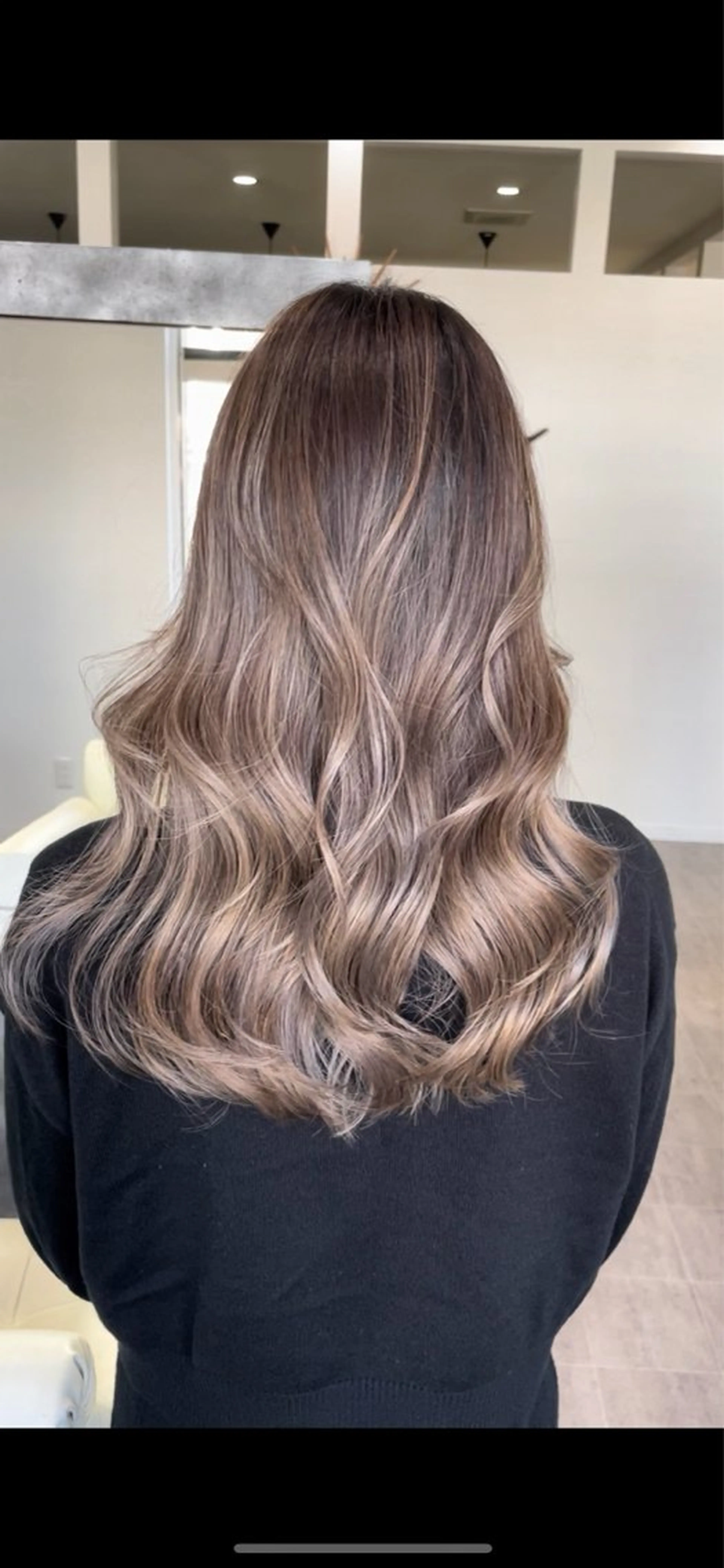 ロング Merlyosaka 早川未来のヘアスタイル