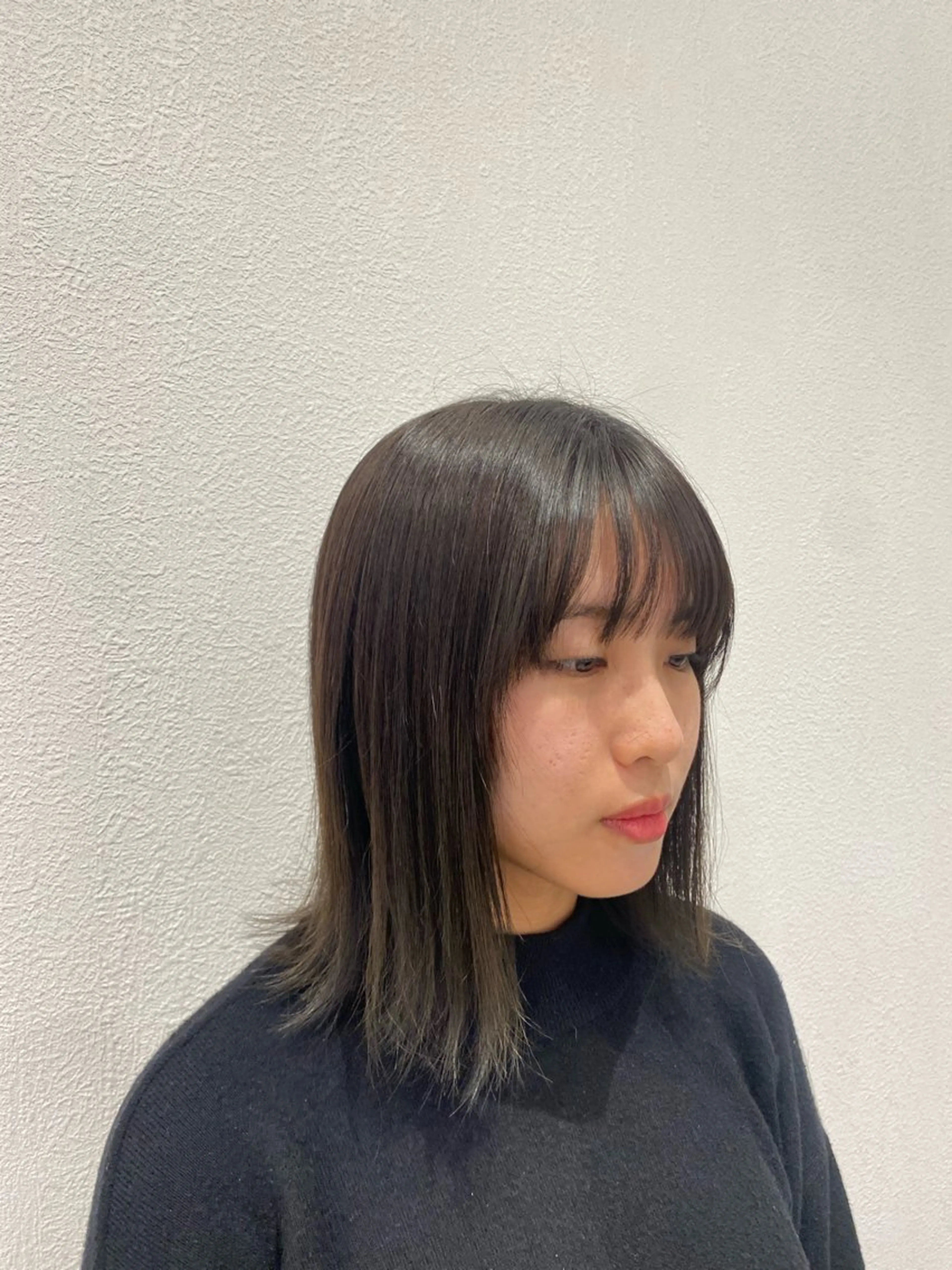 ミディアム カラー 顔周りカット 🩶米澤 美月🩶のヘアスタイル