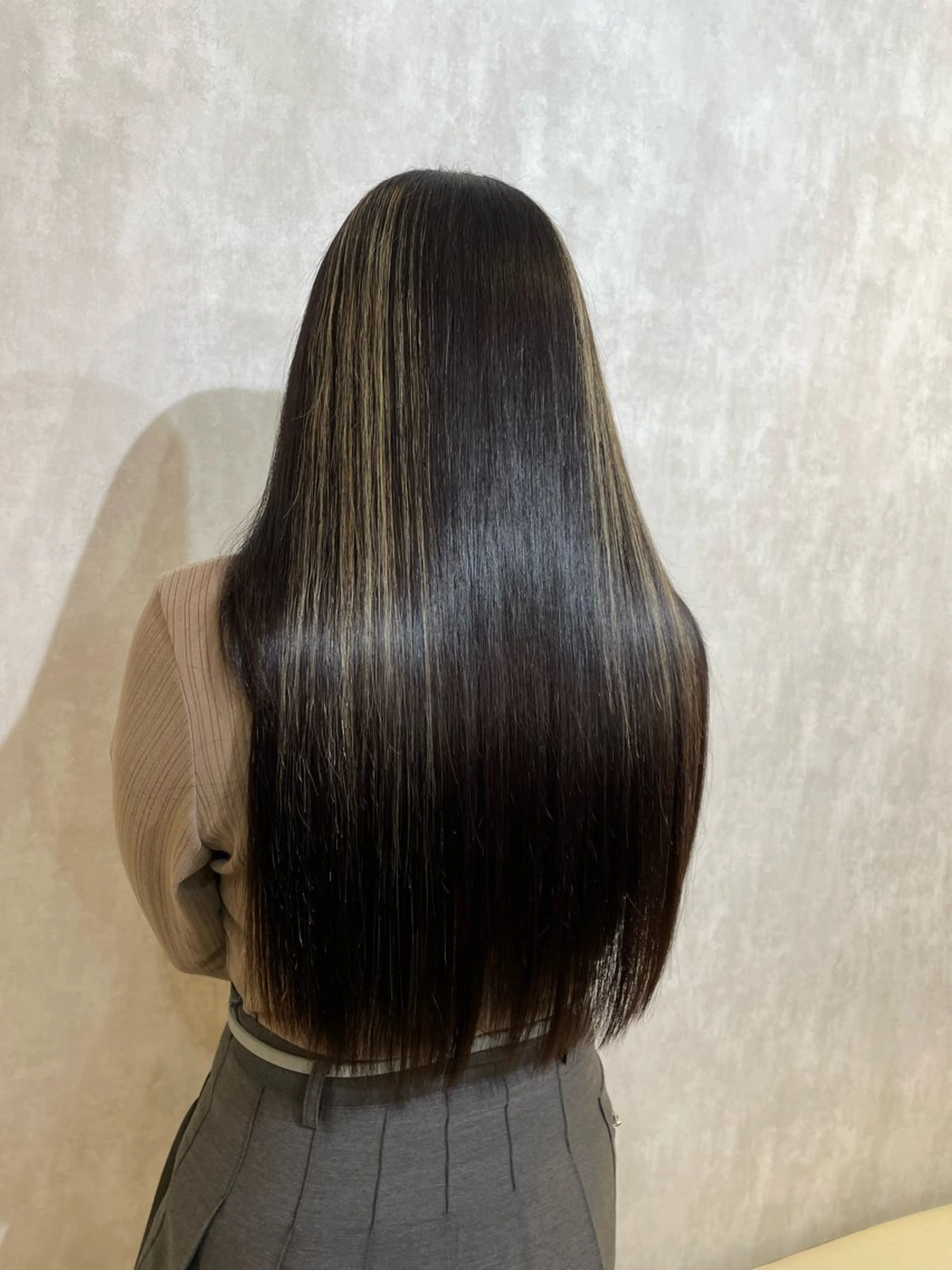 ロング 飯田 実歩(じっぽ)のヘアスタイル