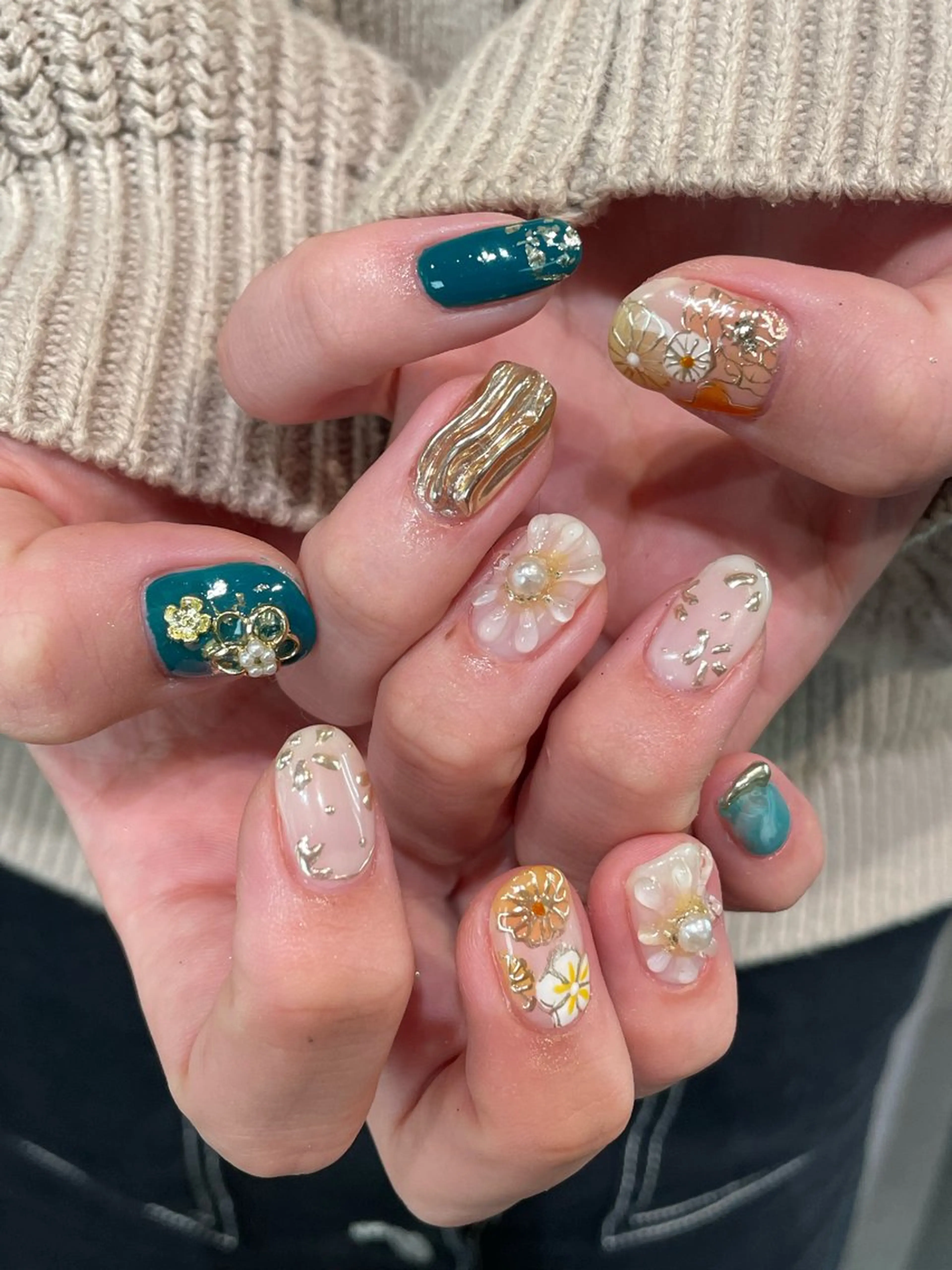 ネイル ハンドネイル ナチュラル透明感🌱 小山美樹子のヘアスタイル