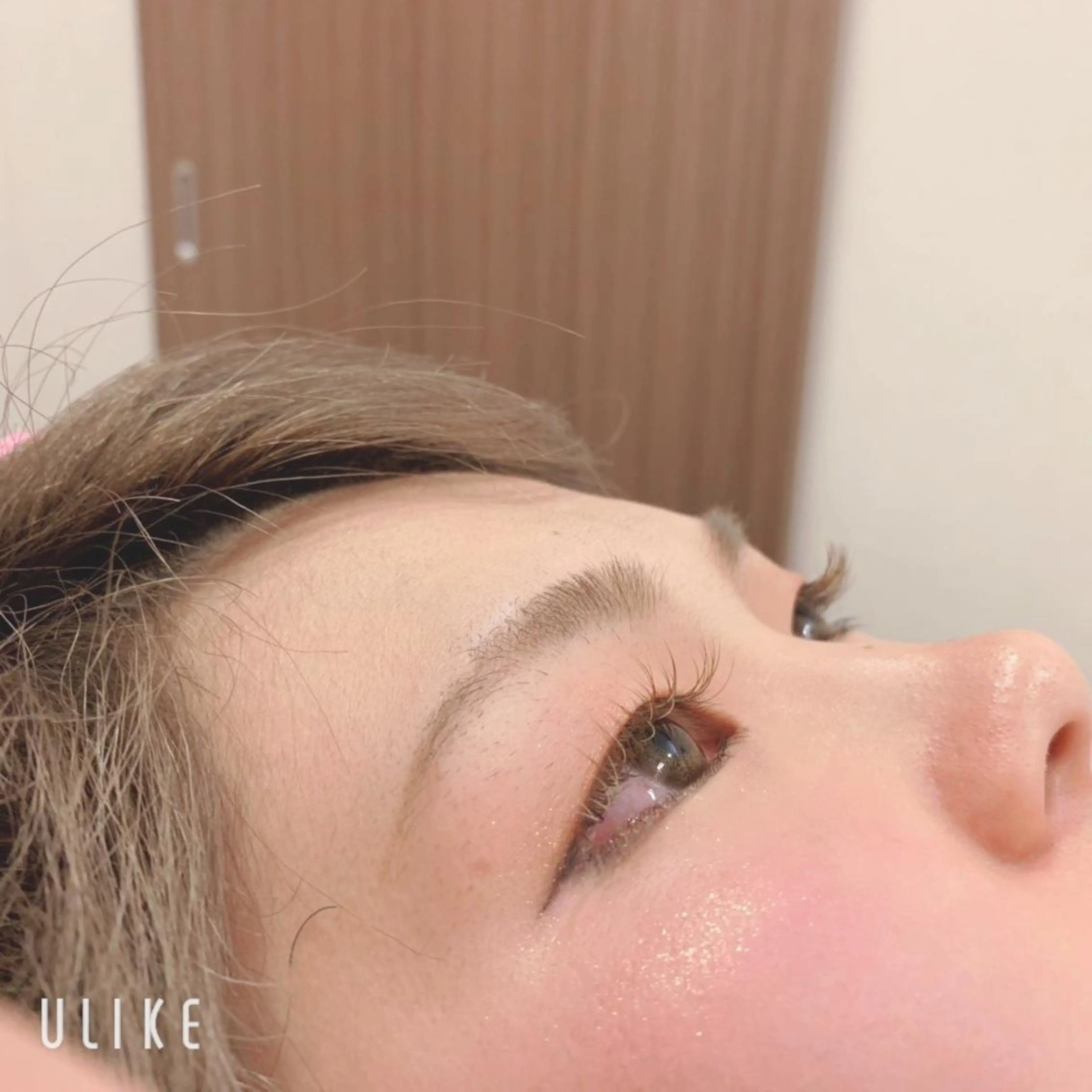 マツエク・マツパ 中野 里咲のヘアスタイル