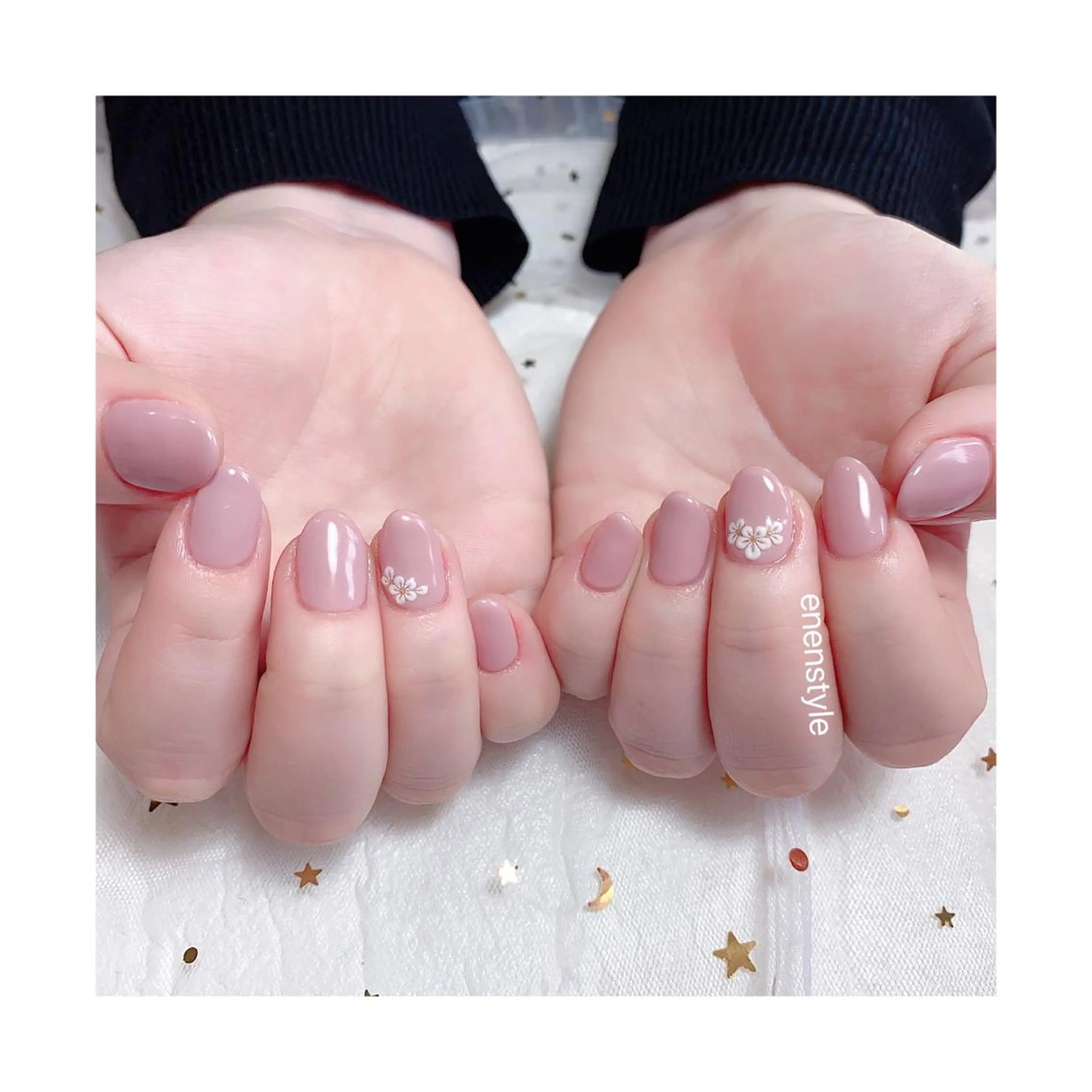 ショート ネイル ジェルネイル ニュアンスネイル オフィスネイル ワンカラーネイル パラジェル 👑enen style👑のネイルデザイン