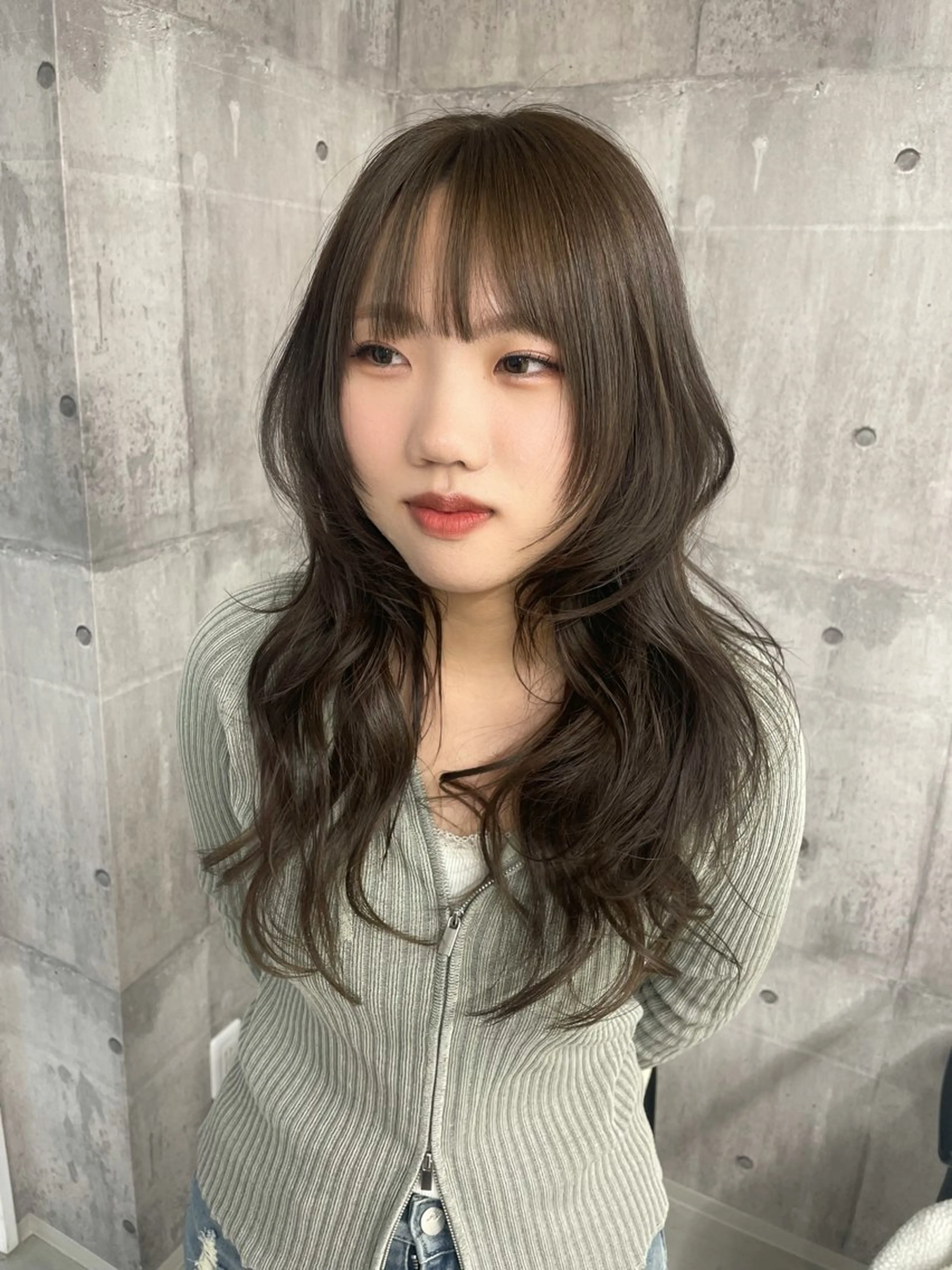 ロング カラー ベージュカラー ブラウンカラー グレージュ レイヤーカット カット ヘアカラー 錦 茉李 @lm.mari03のヘアスタイル