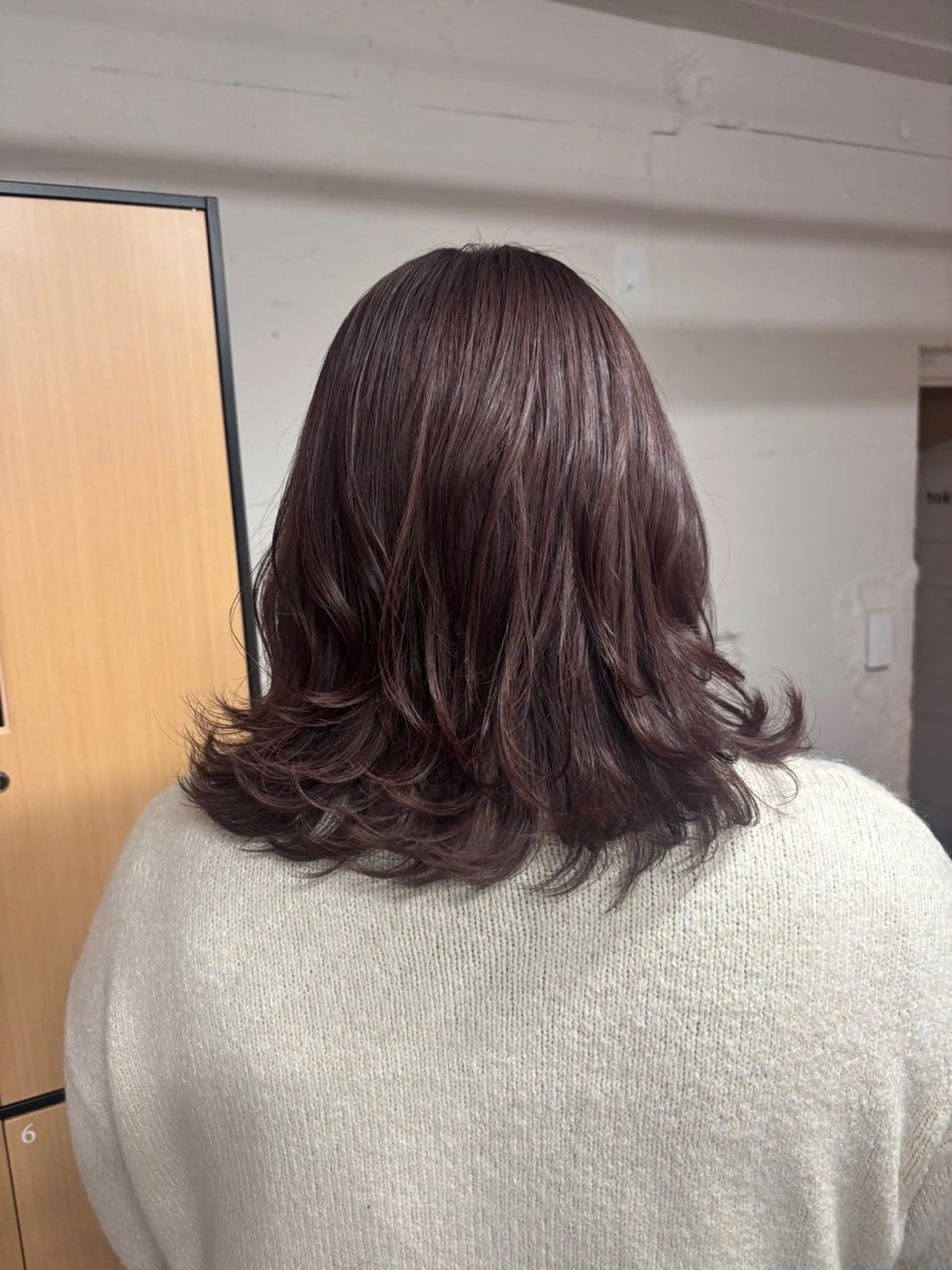 ミディアム カラー 🩵似合わせカット SEIRA🩵のヘアスタイル