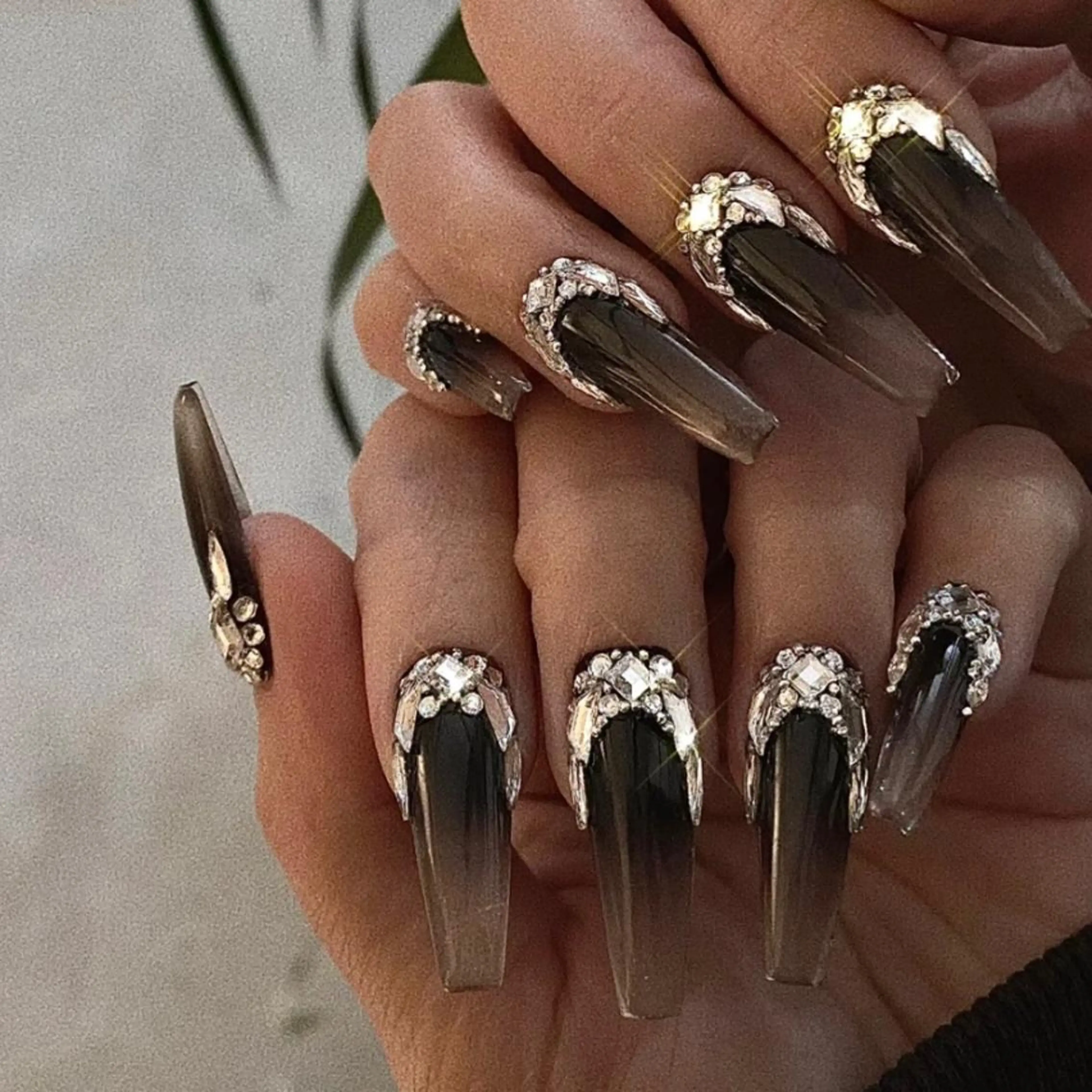 ネイル ハンドネイル Queens みなみのネイルデザイン