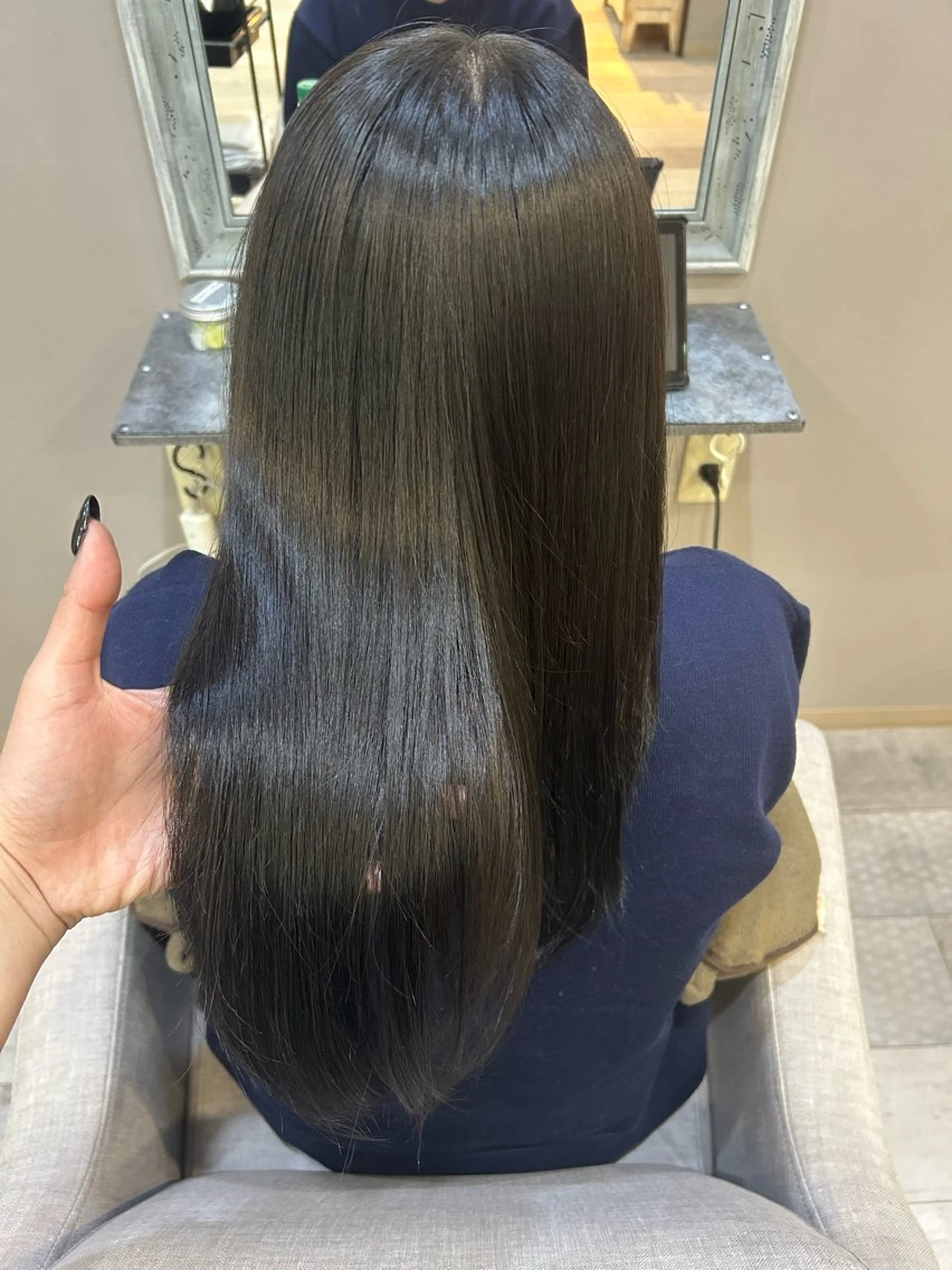 カラー 髪質改善 伊藤 愛理のヘアスタイル