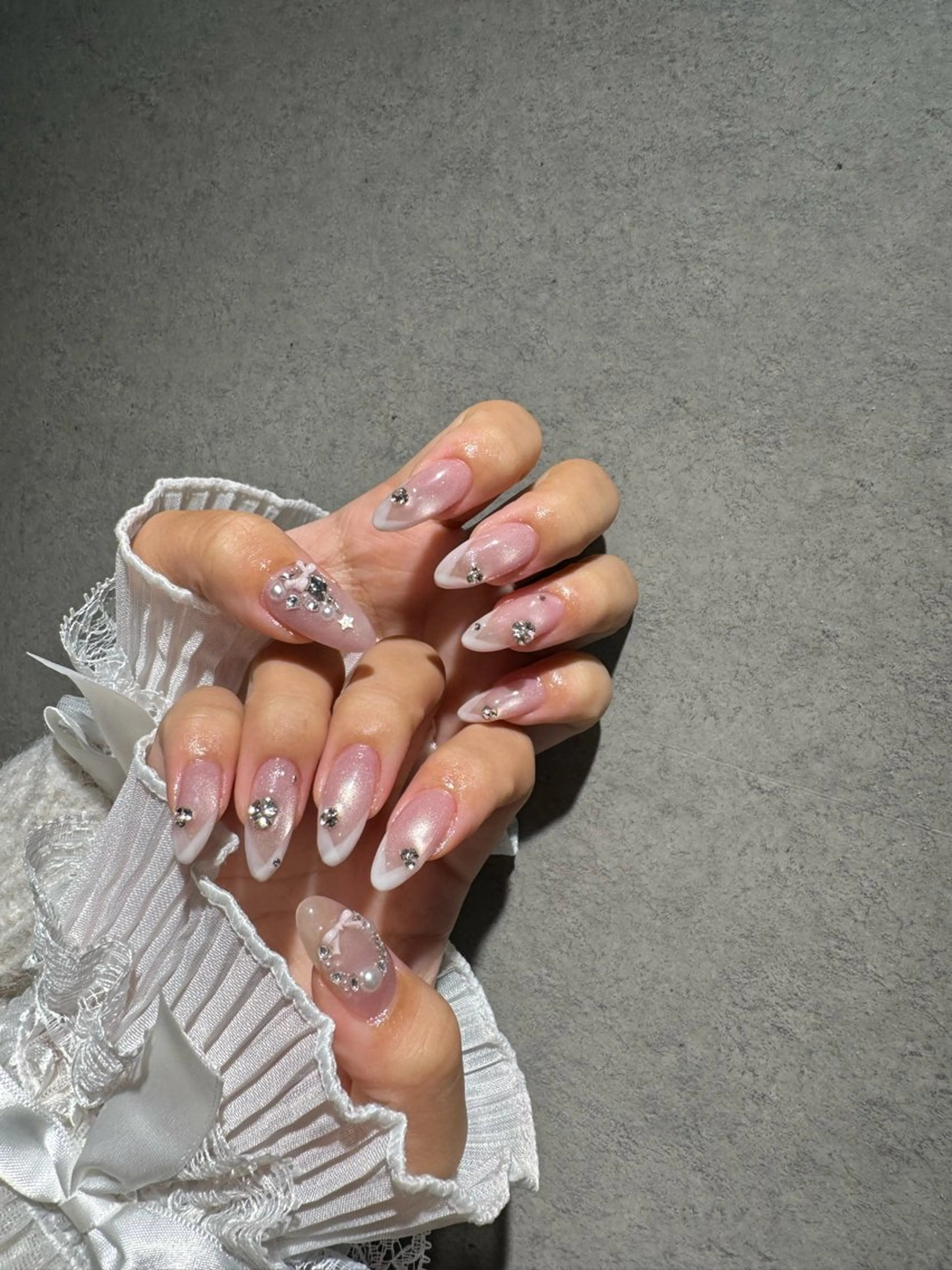 ネイル I-nailロング /ワンホン/キラキラのネイルデザイン