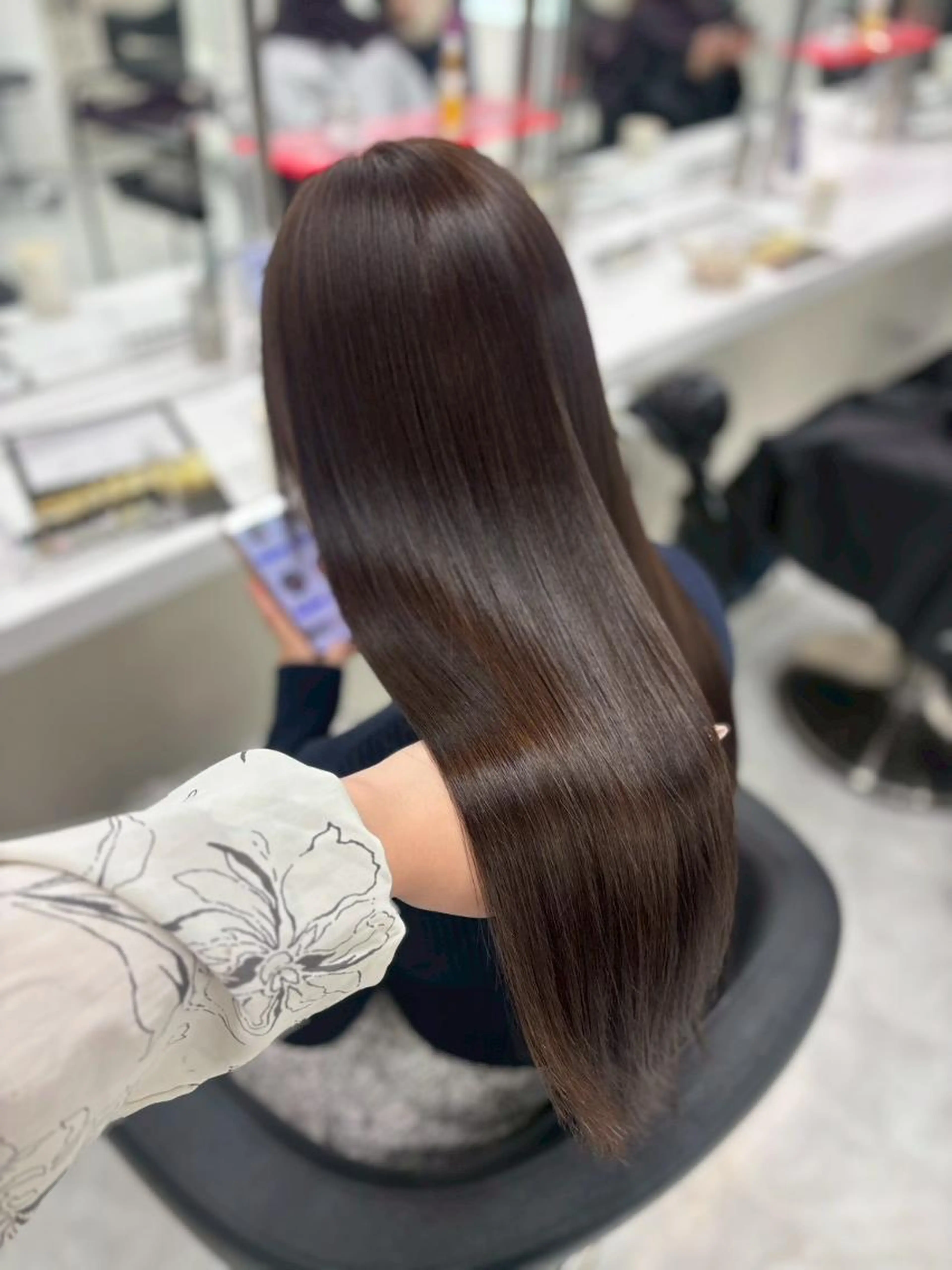 🥀綺麗に伸ばしたい方におすすめ🥀 透明感カラー🫧+髪質改善トリートメントの写真