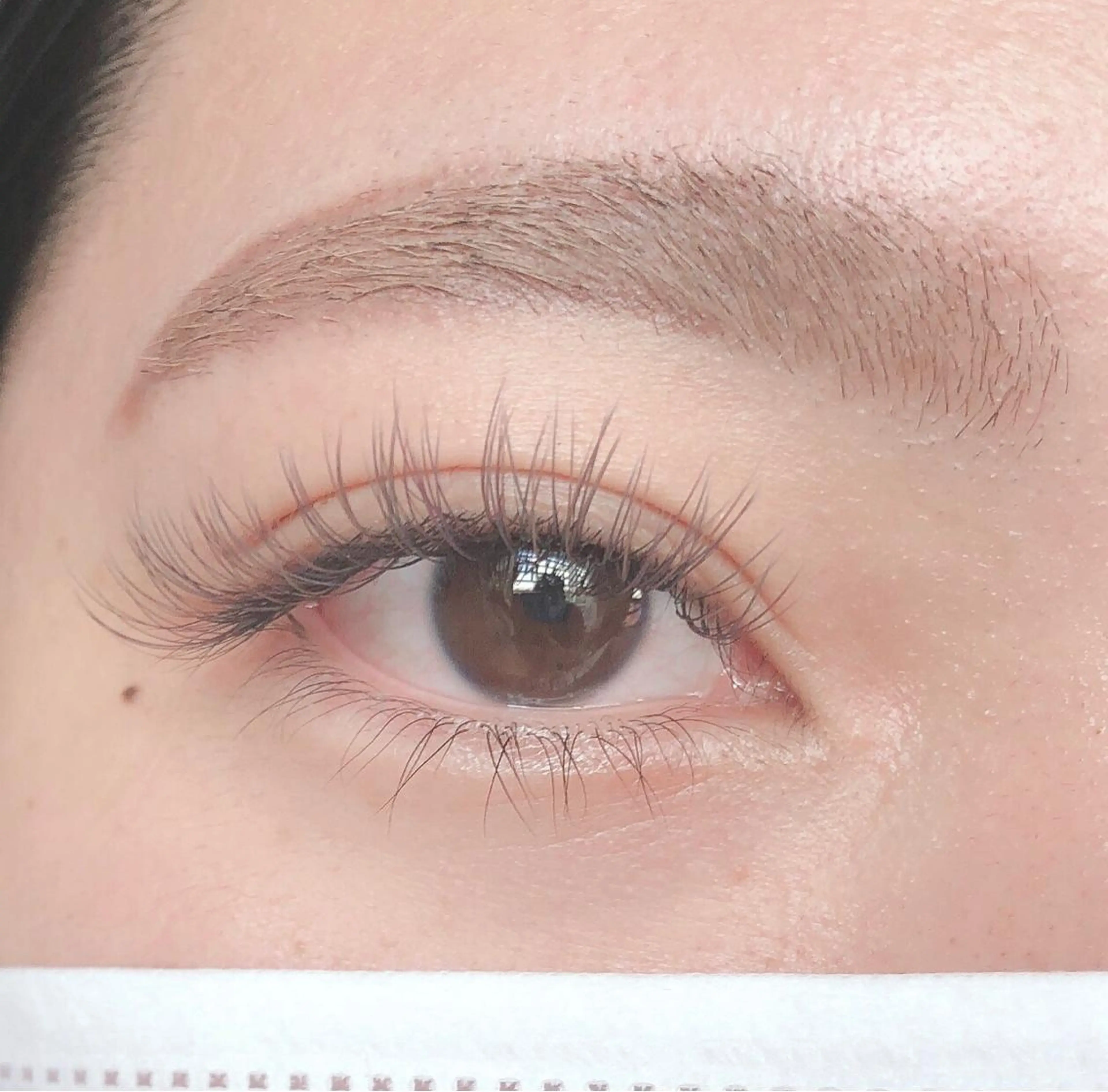 マツエク・マツパ 付け放題 フラットラッシュ マツエク Hug me eyelashのマツエク・マツパデザイン