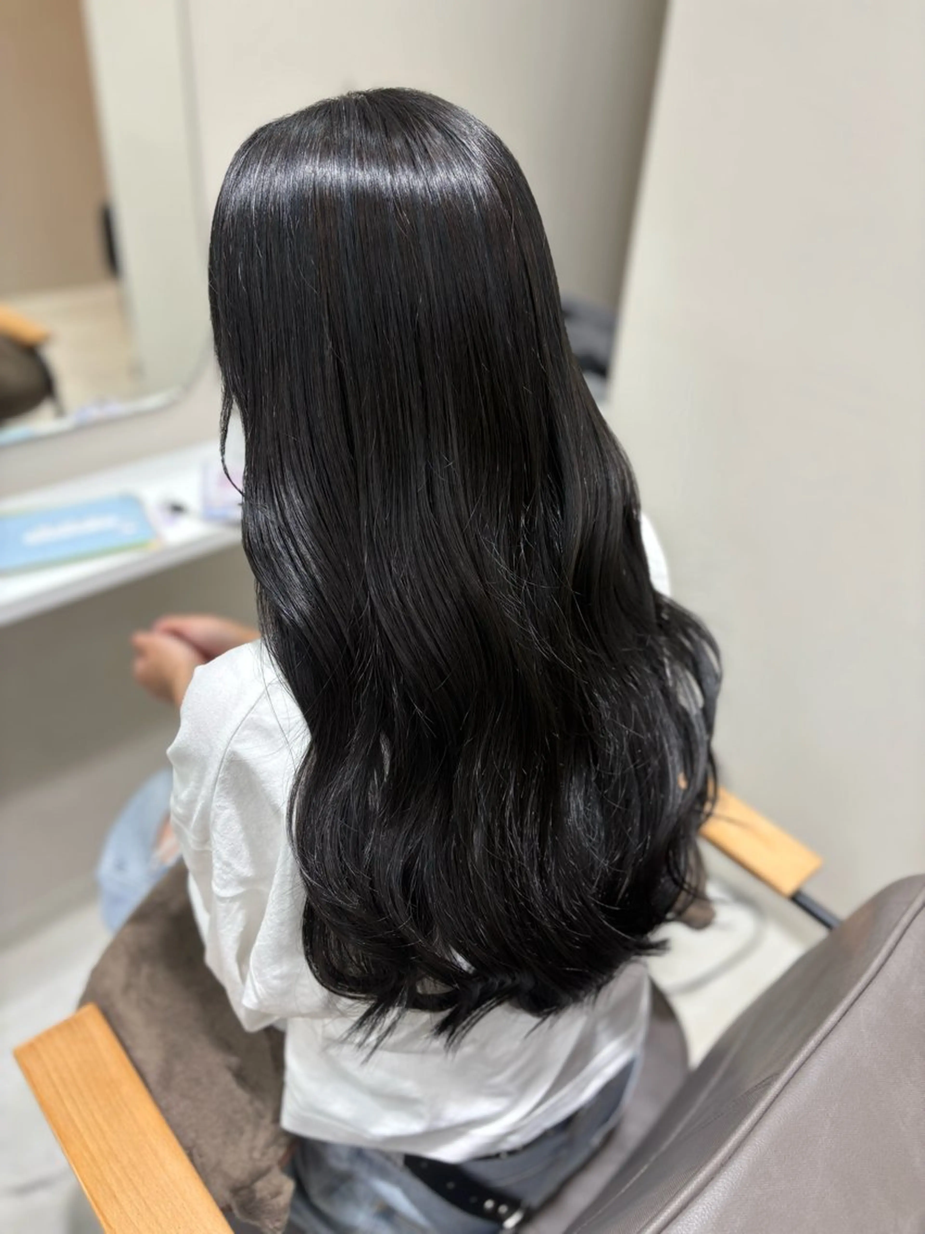 ロング カラー 黒髪 ブルーカラー ブルーブラック カット ヘアカラー 🍒Ayana🍒 艶カラー🍒のヘアスタイル