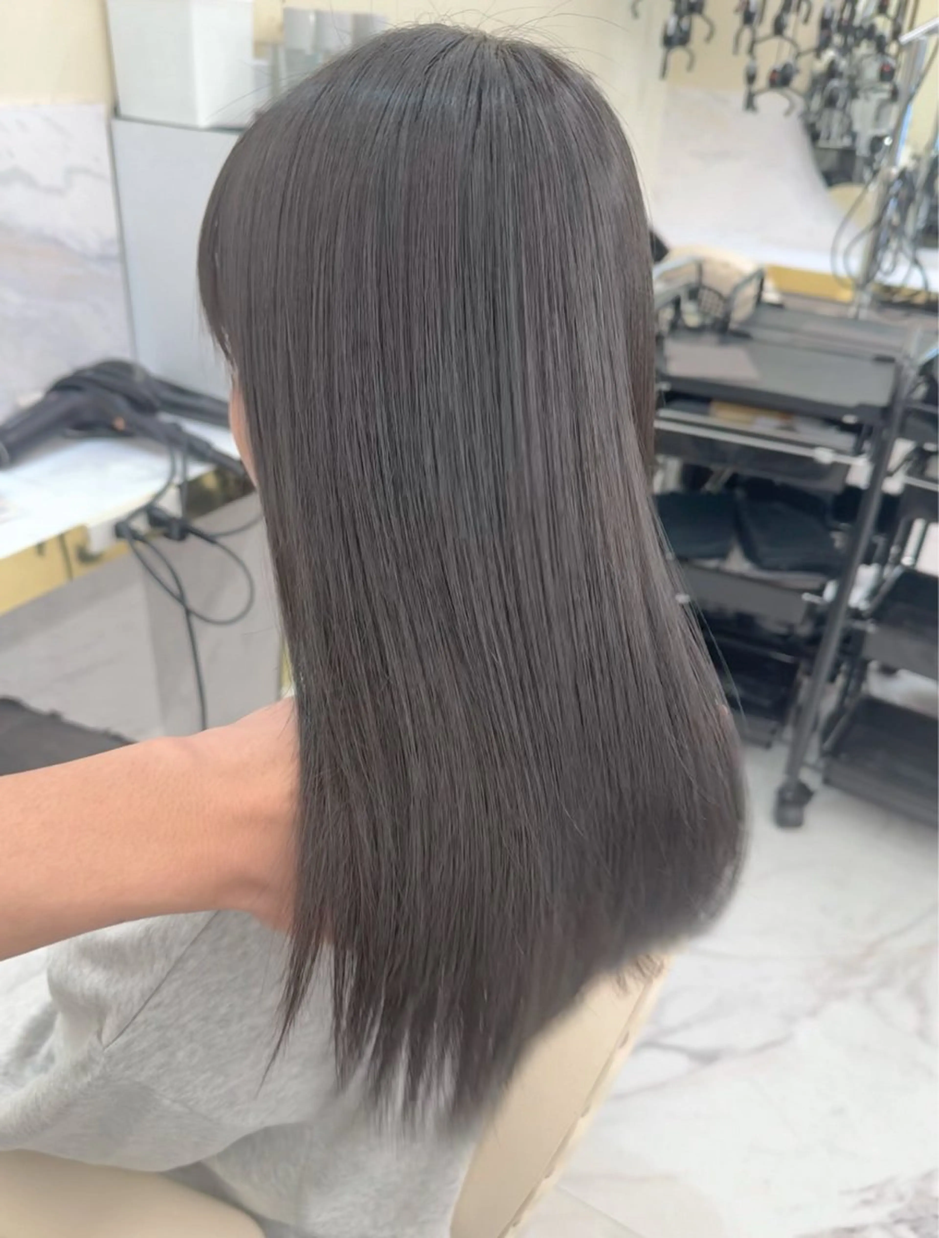 セミロング 縮毛矯正 トリートメント シンタニナオト /梅田茶屋町のヘアスタイル