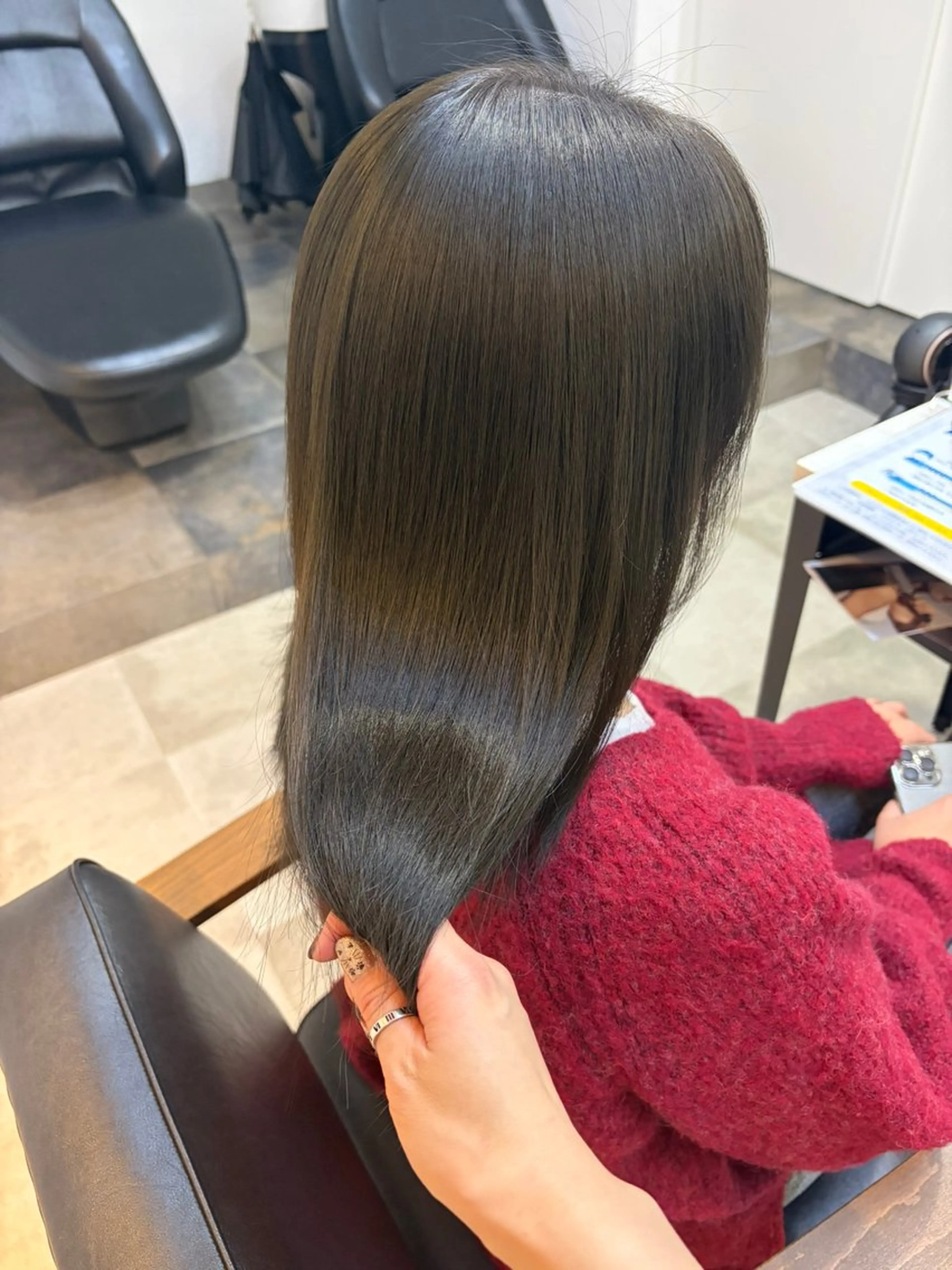 セミロング カラー 🥀韓国ヘア🥀 宮津真菜のヘアスタイル