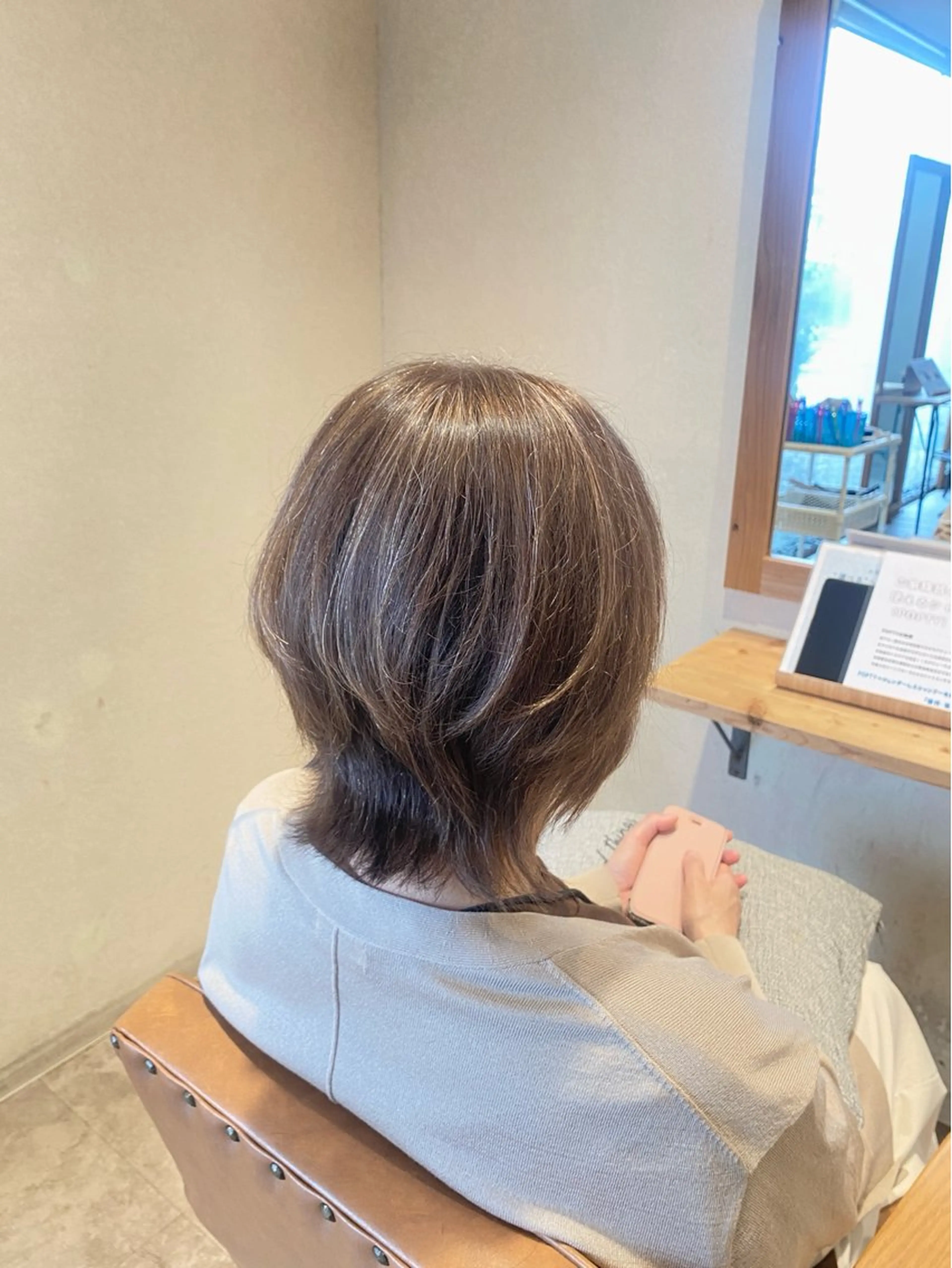 ショート ハイライト カット ヘアカラー トリートメント 酸性ストレート/ブリ ーチなしWカラー河本のヘアスタイル